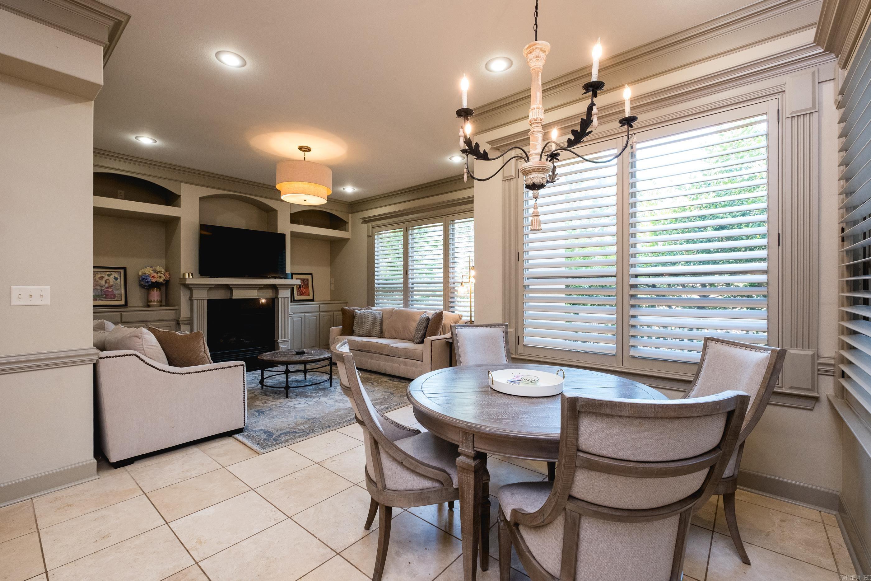 22 Epernay Circle