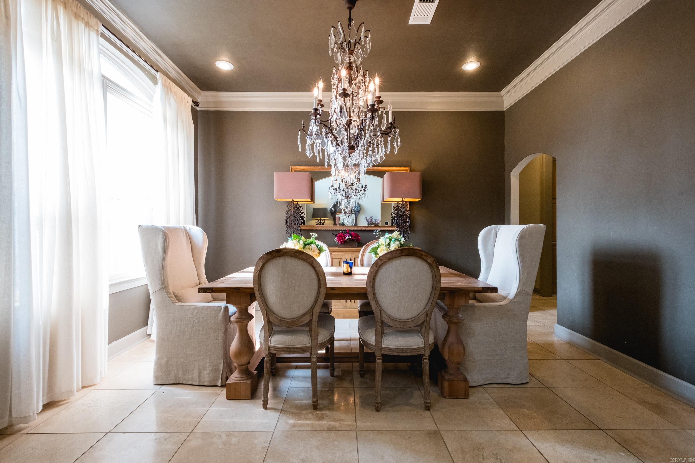 22 Epernay Circle