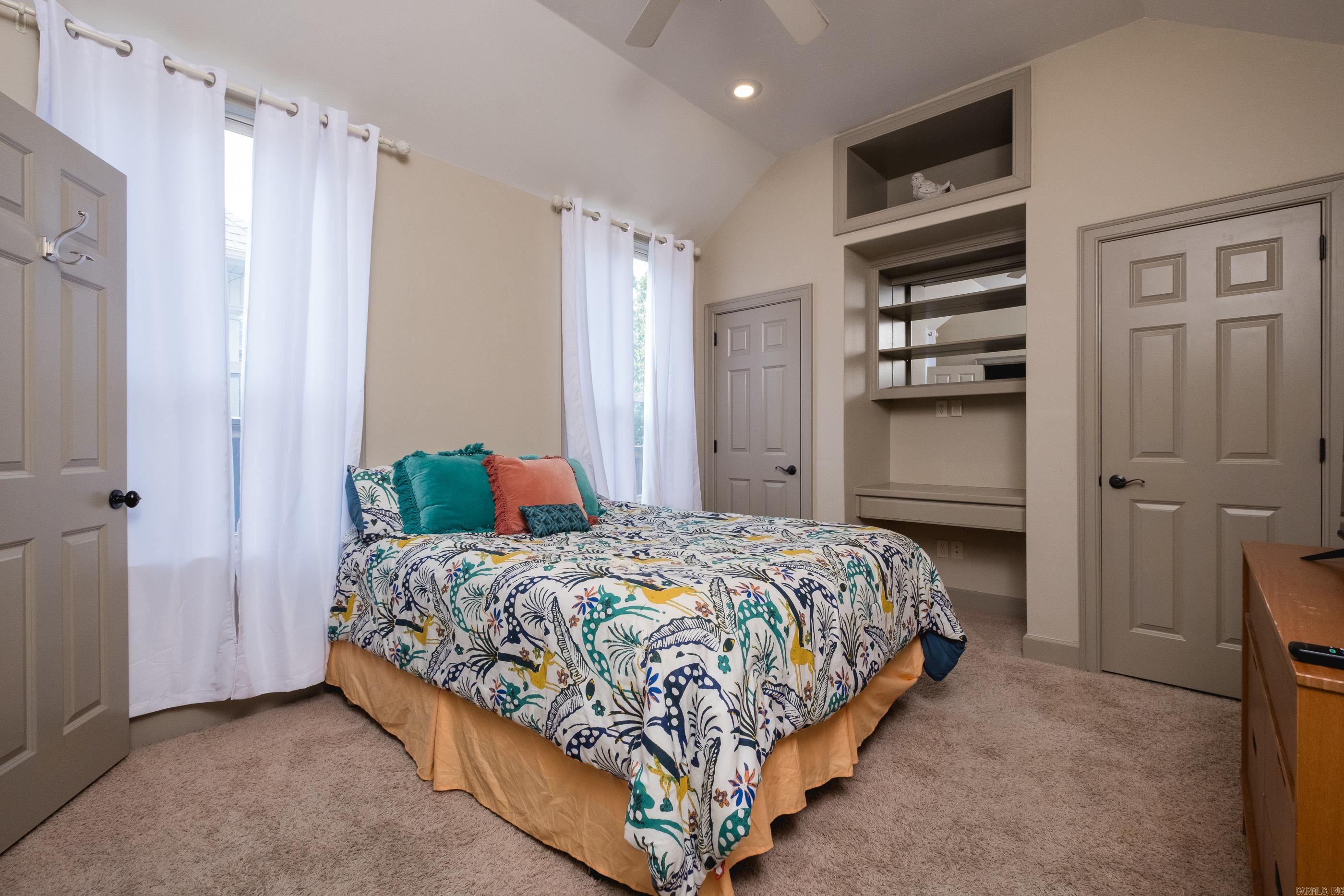 22 Epernay Circle