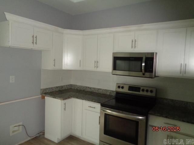 3122 Main Street