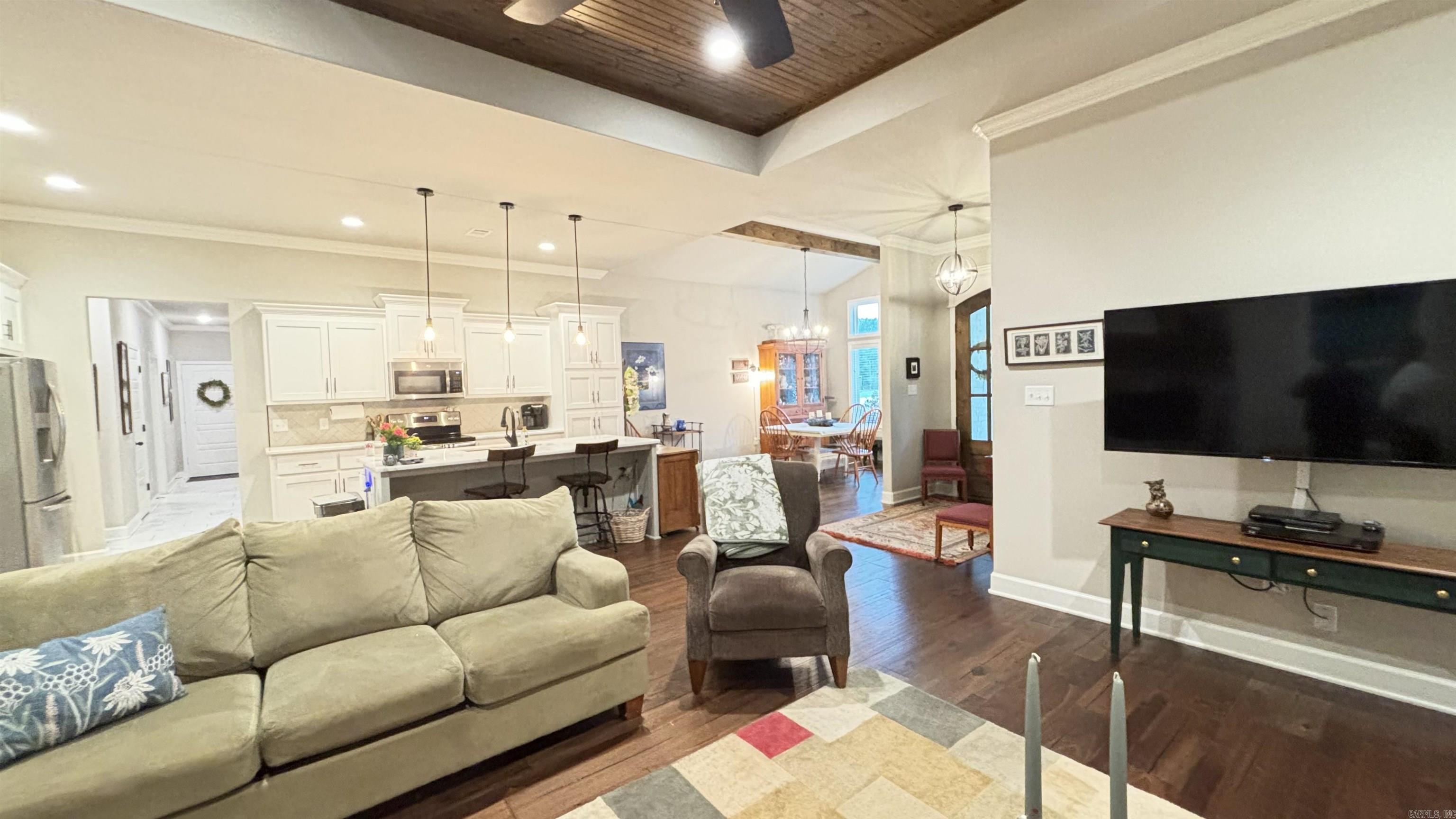 9040 Greenstone Drive