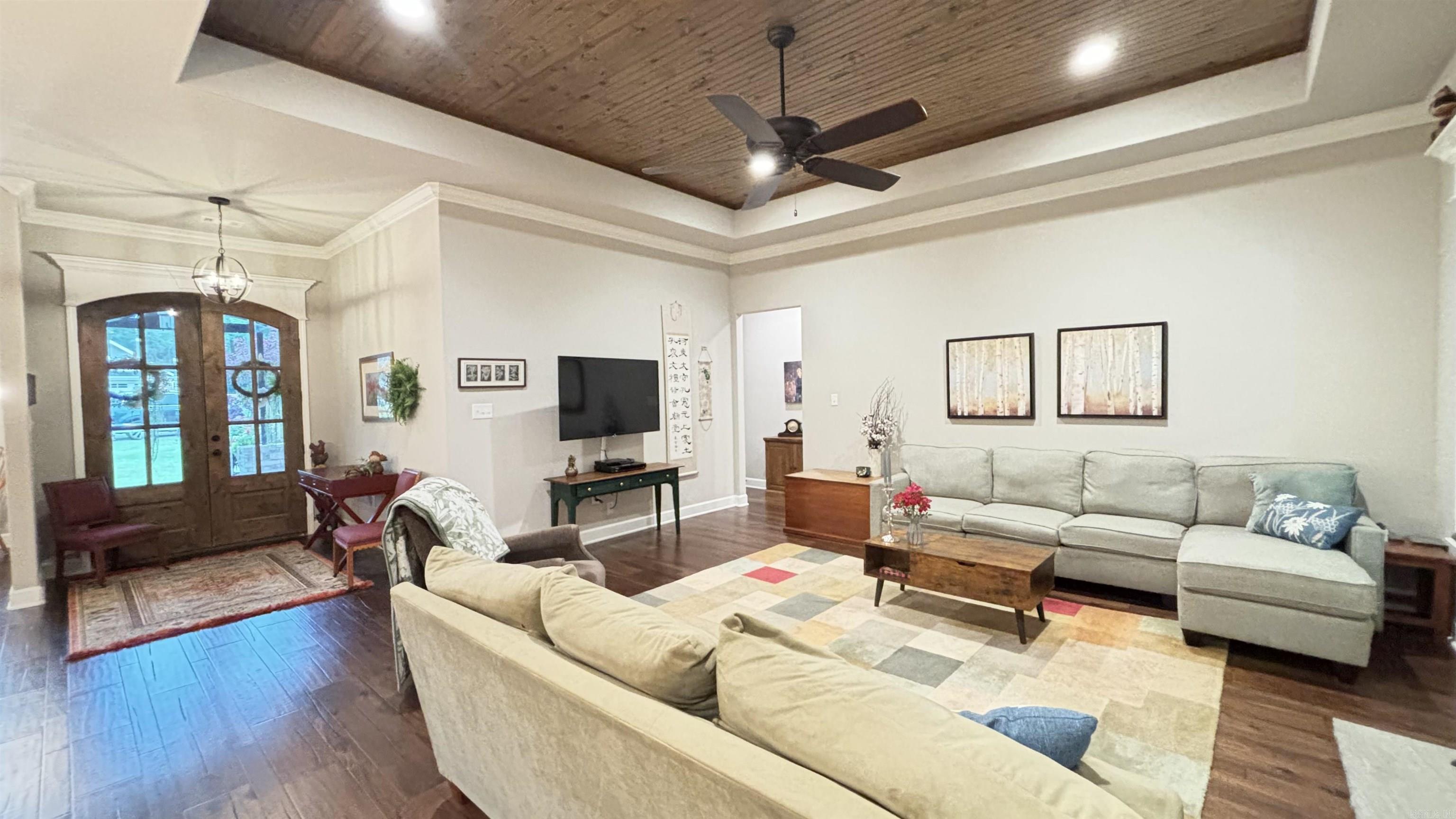 9040 Greenstone Drive