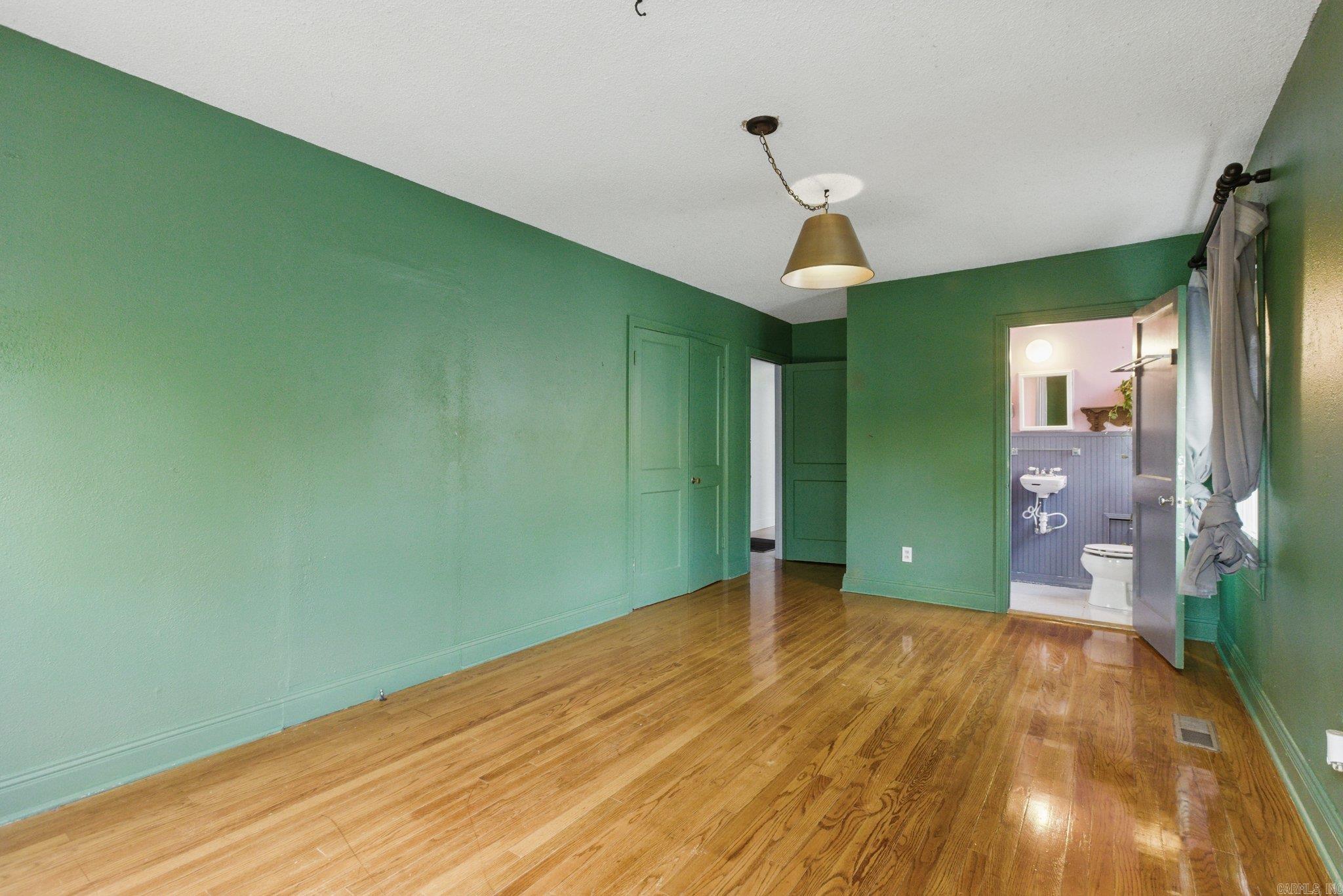3319 W Capitol Street