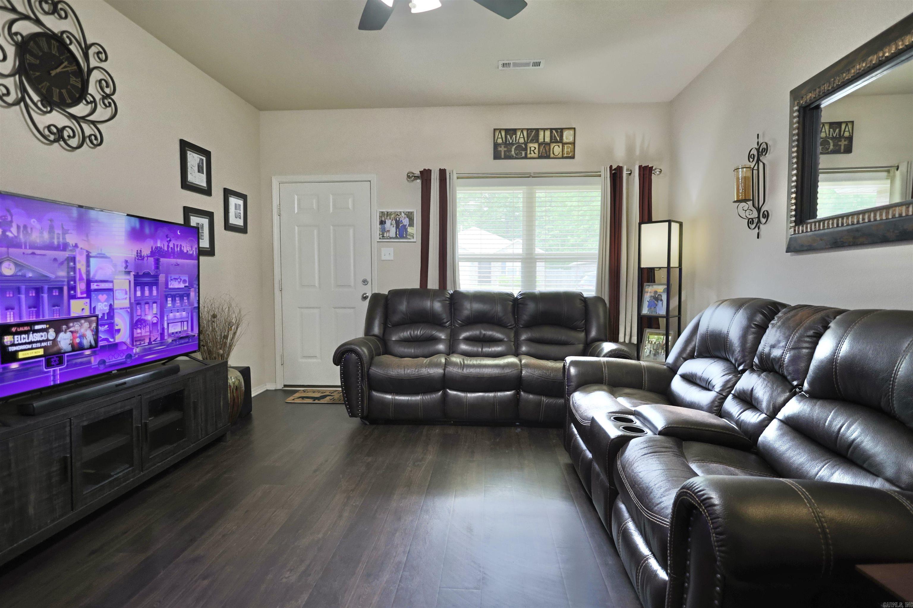 6000 Saddle Hill Drive