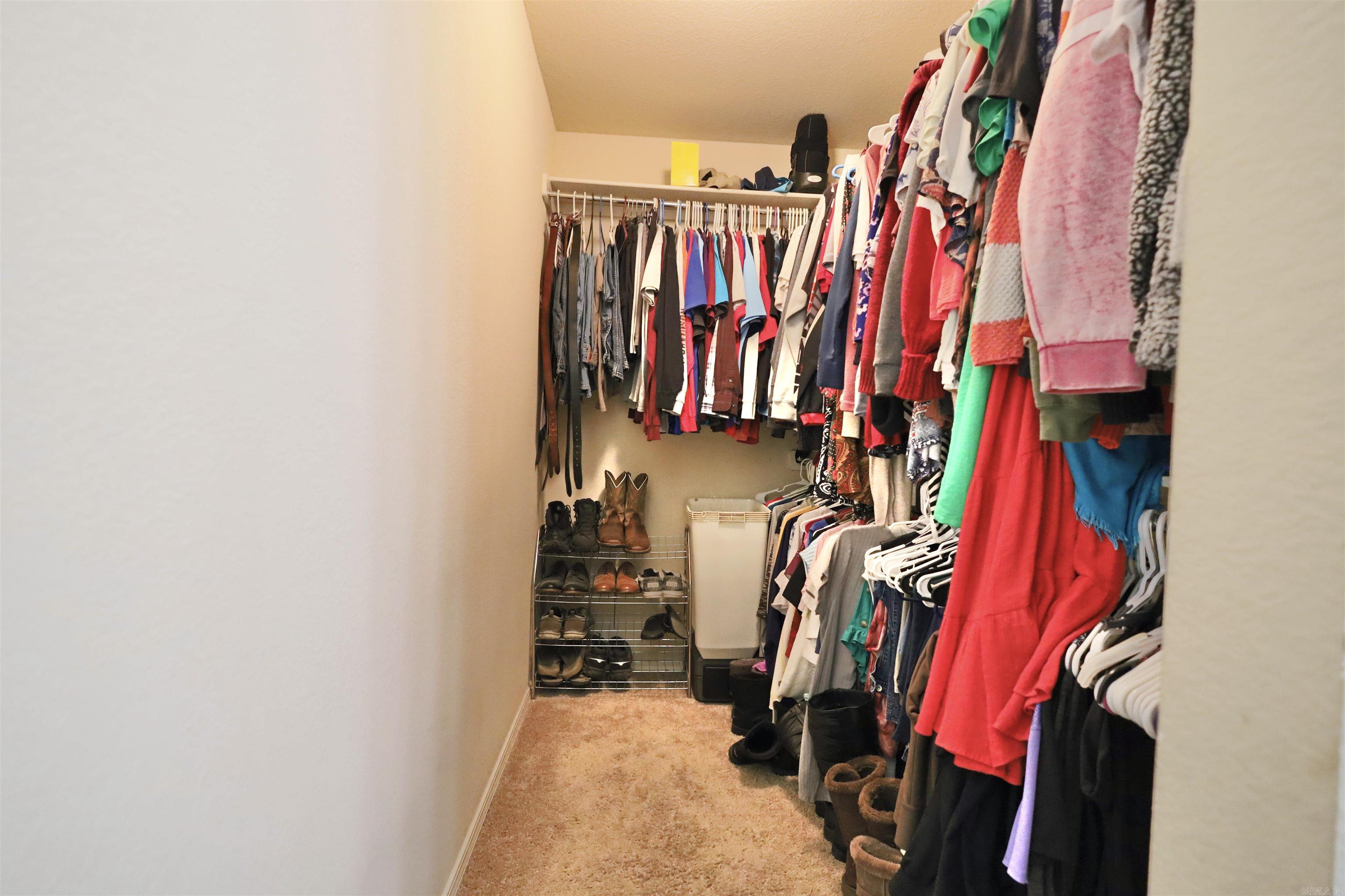 6000 Saddle Hill Drive