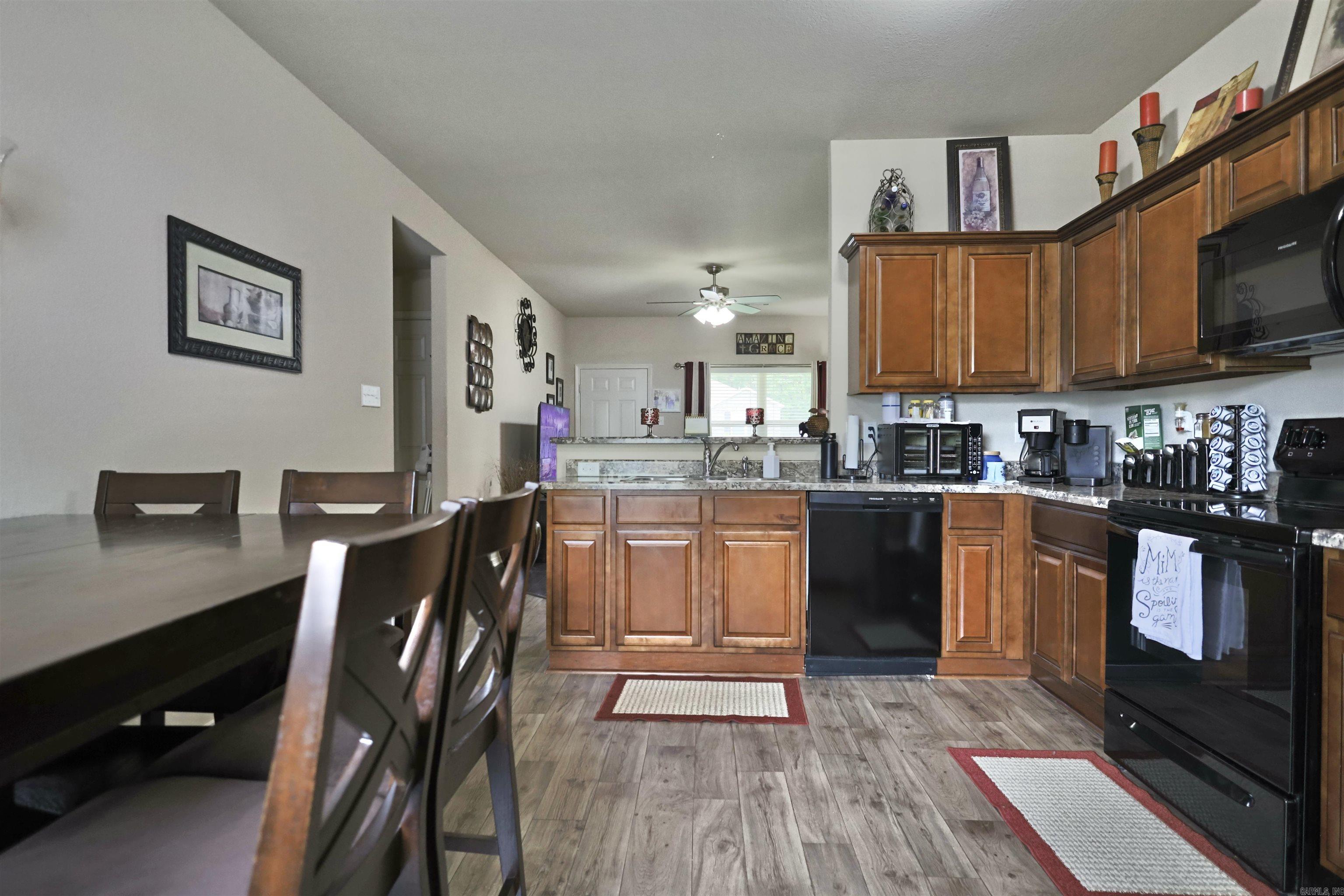 6000 Saddle Hill Drive