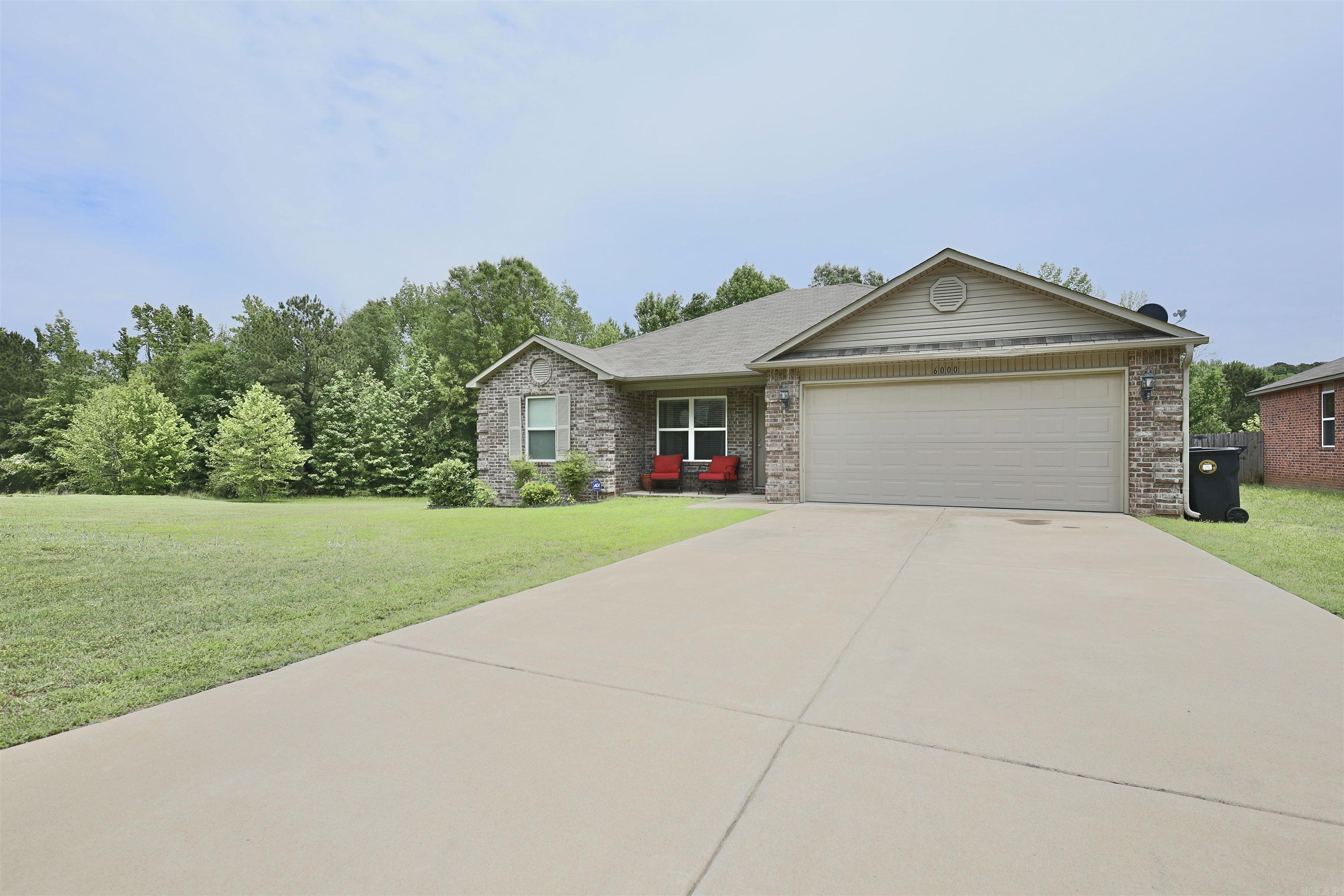 6000 Saddle Hill Drive