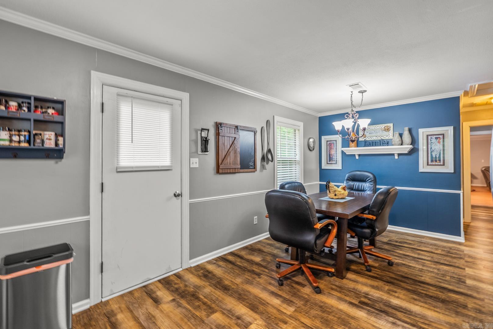 15621 Mail Route Road