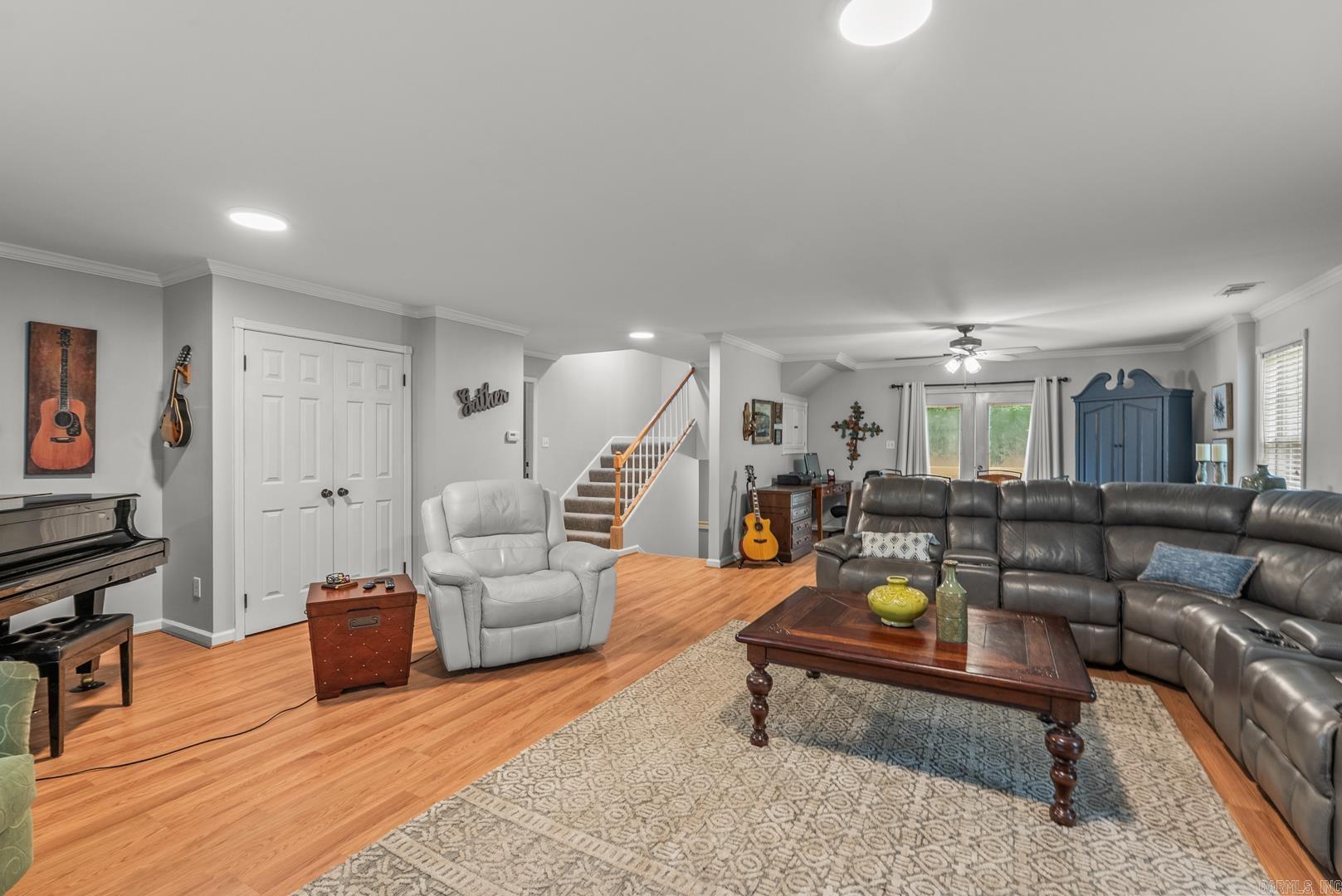 15621 Mail Route Road