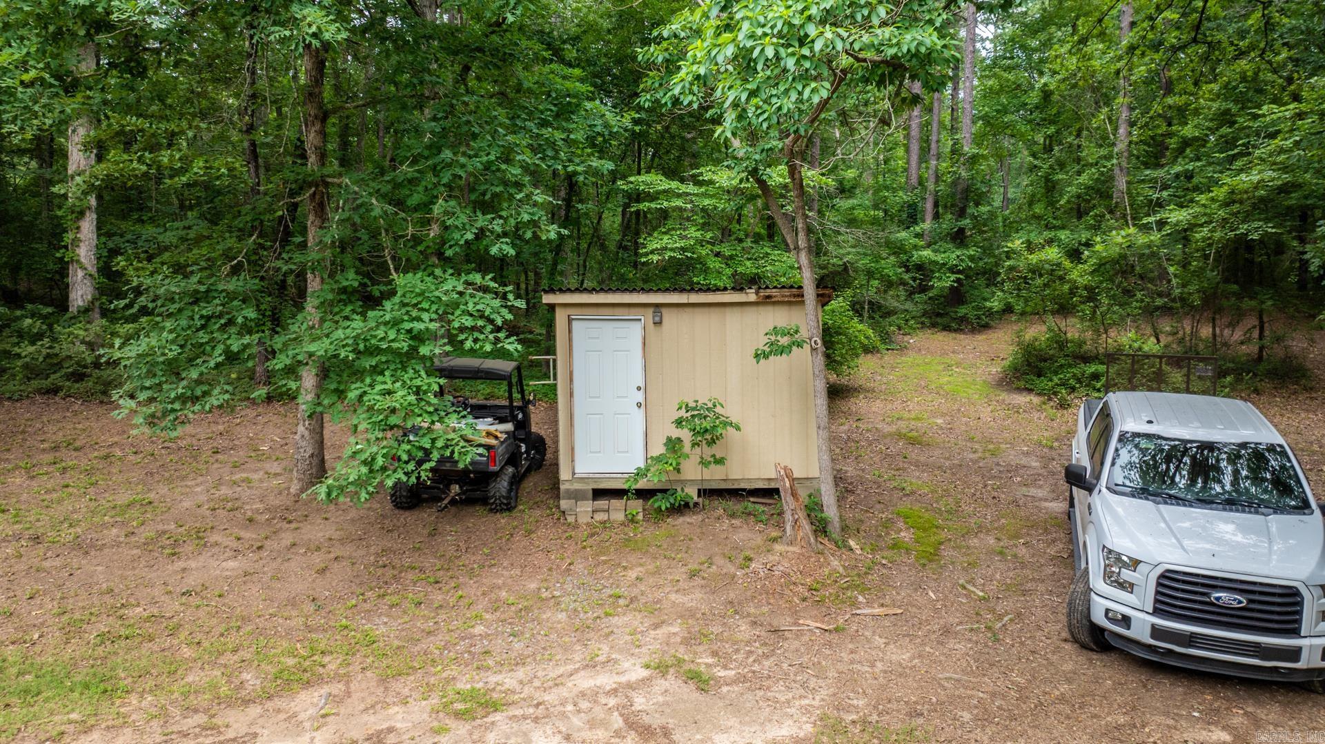 15621 Mail Route Road