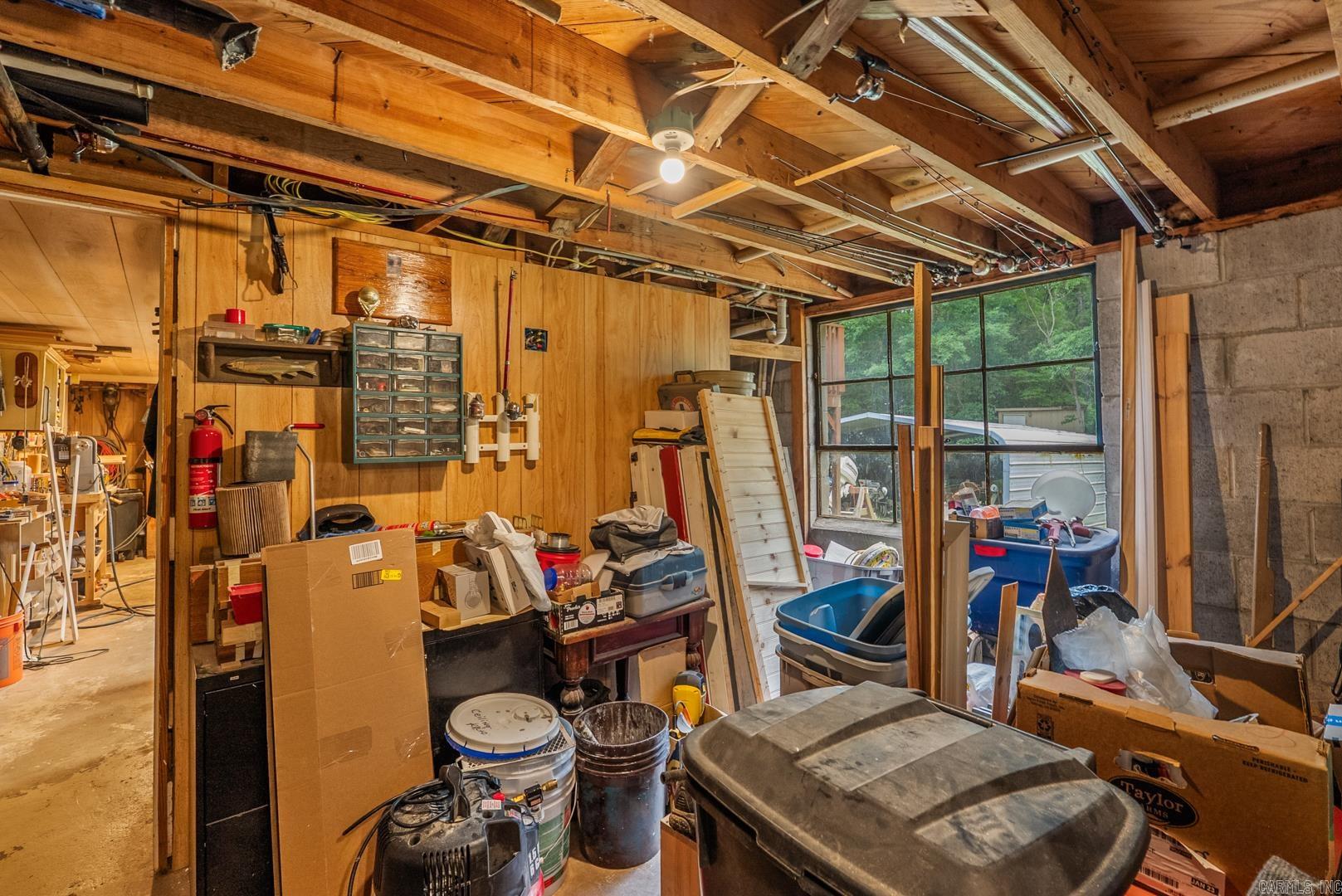 15621 Mail Route Road