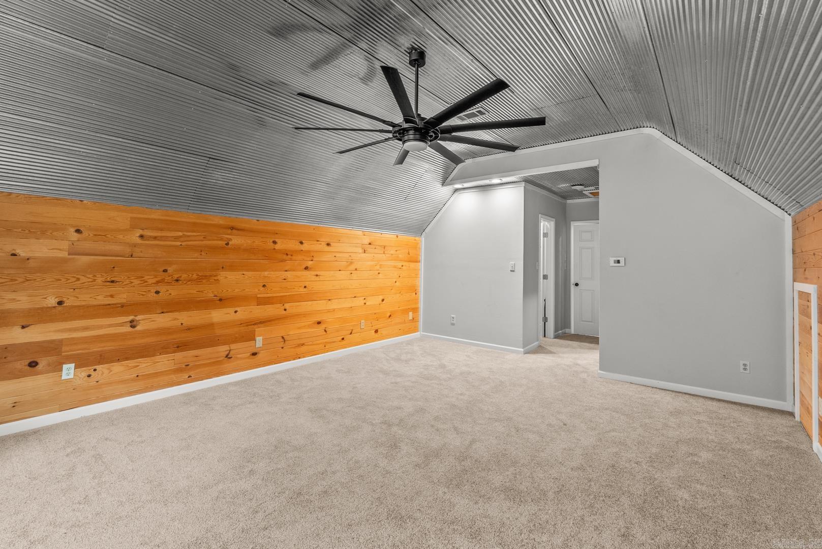 15621 Mail Route Road