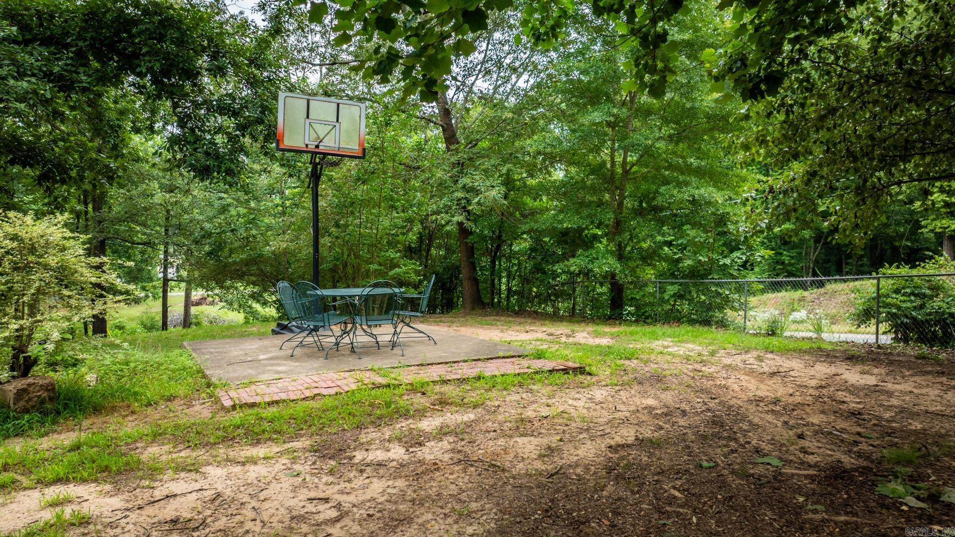 15621 Mail Route Road