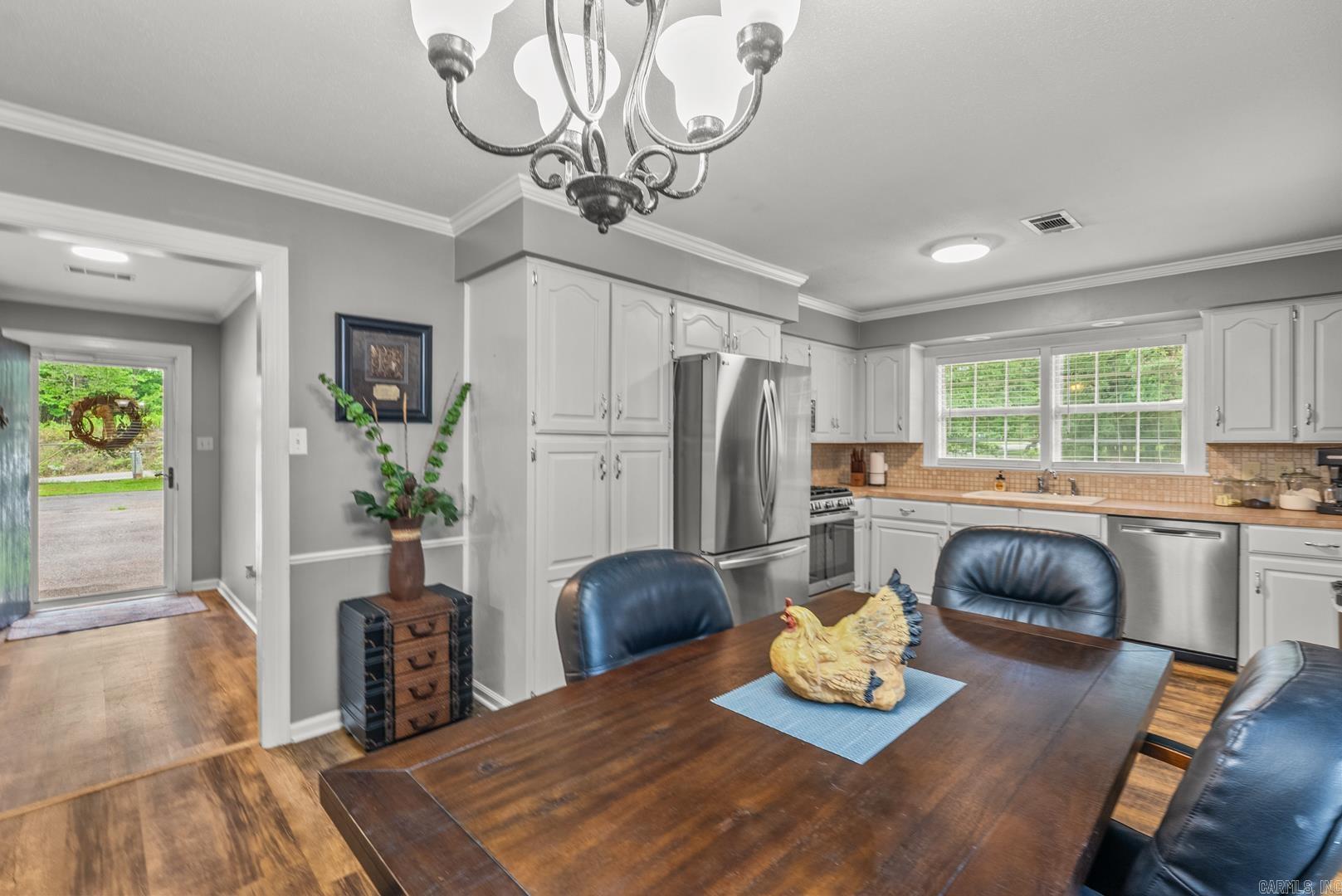 15621 Mail Route Road