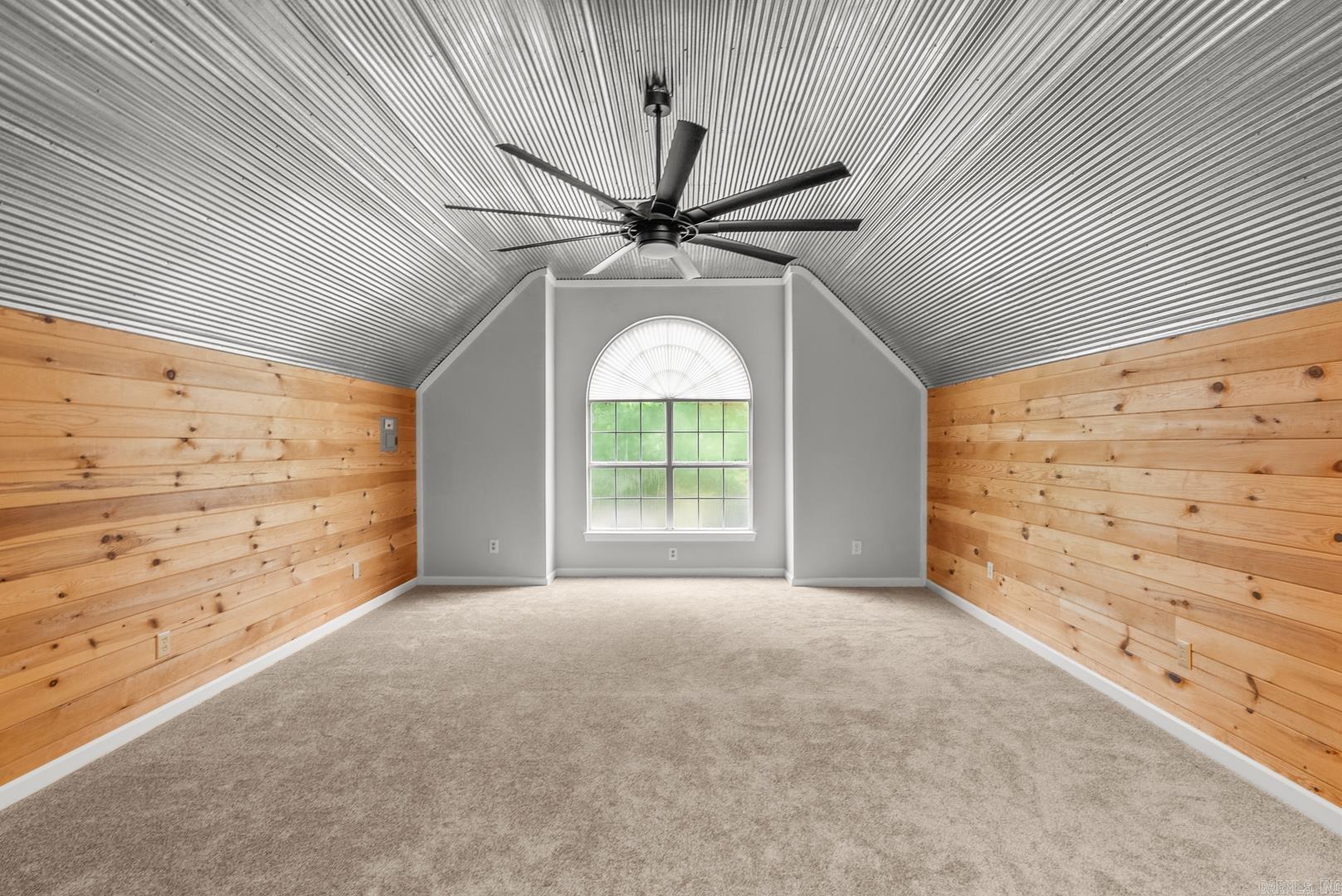 15621 Mail Route Road