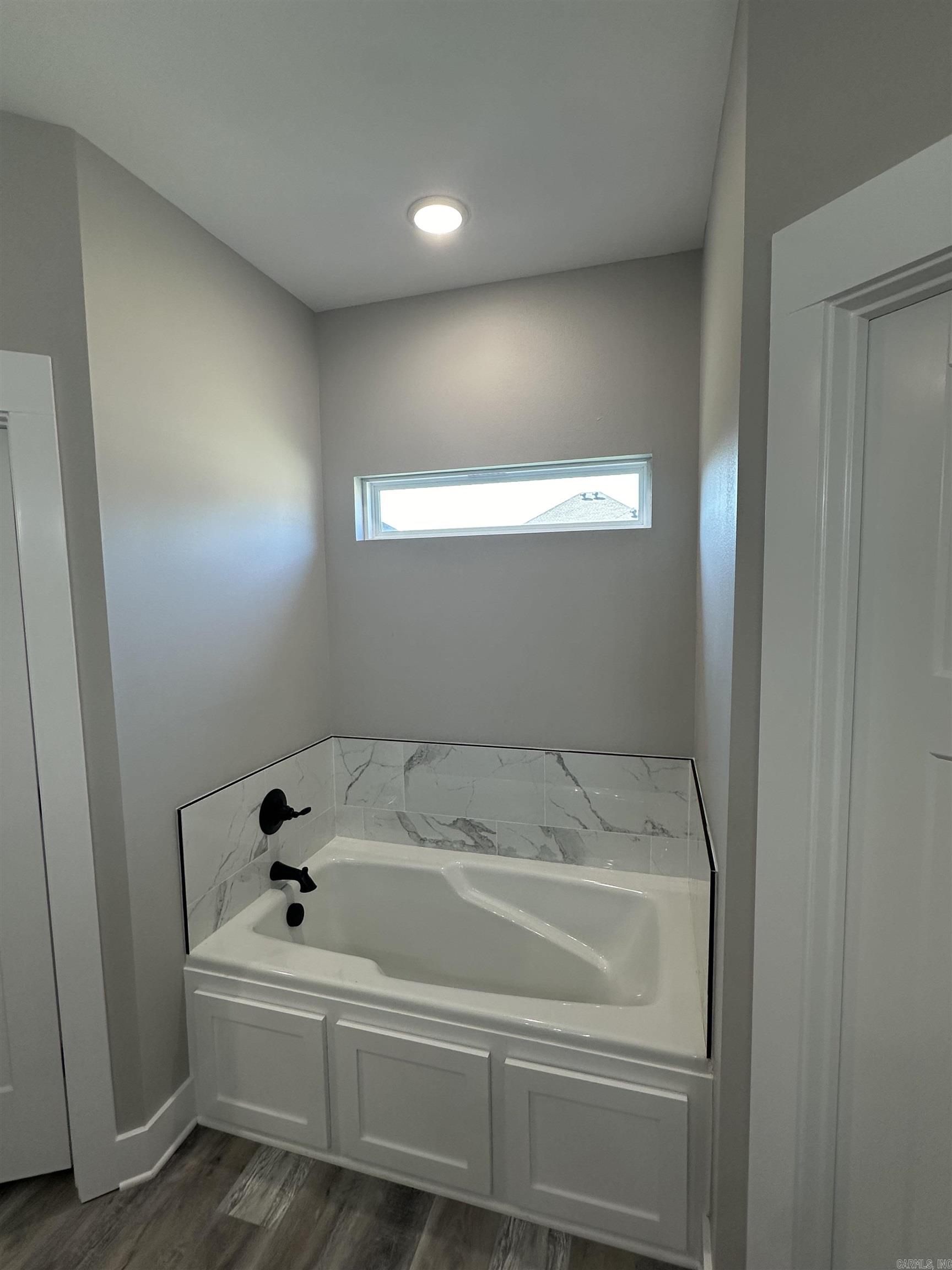 6 Quail Feather Cove