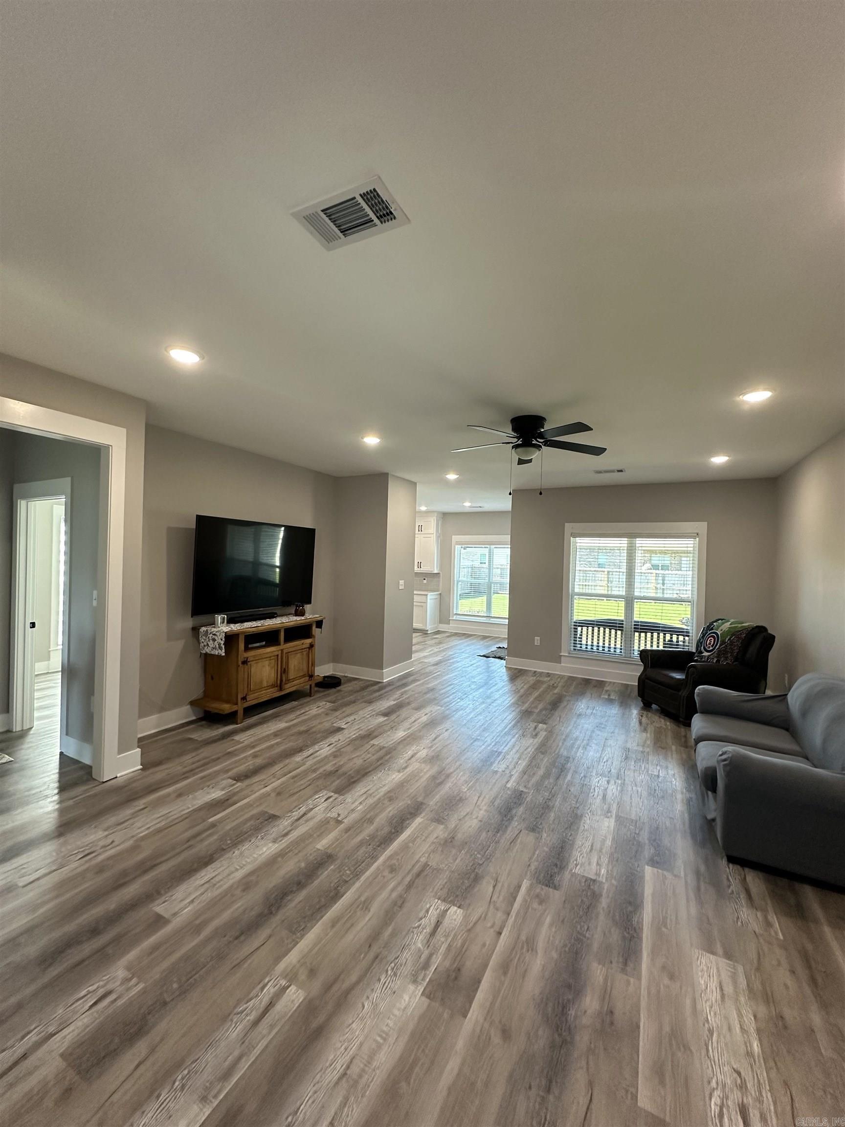 6 Quail Feather Cove