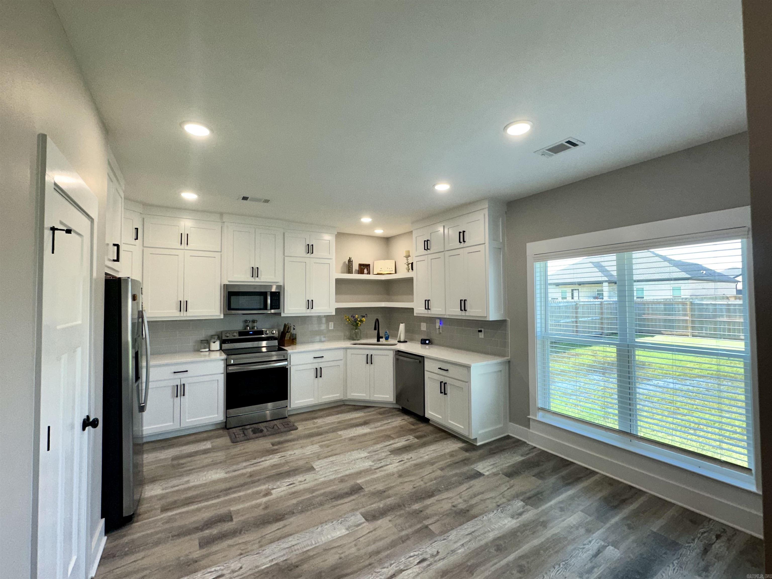 6 Quail Feather Cove