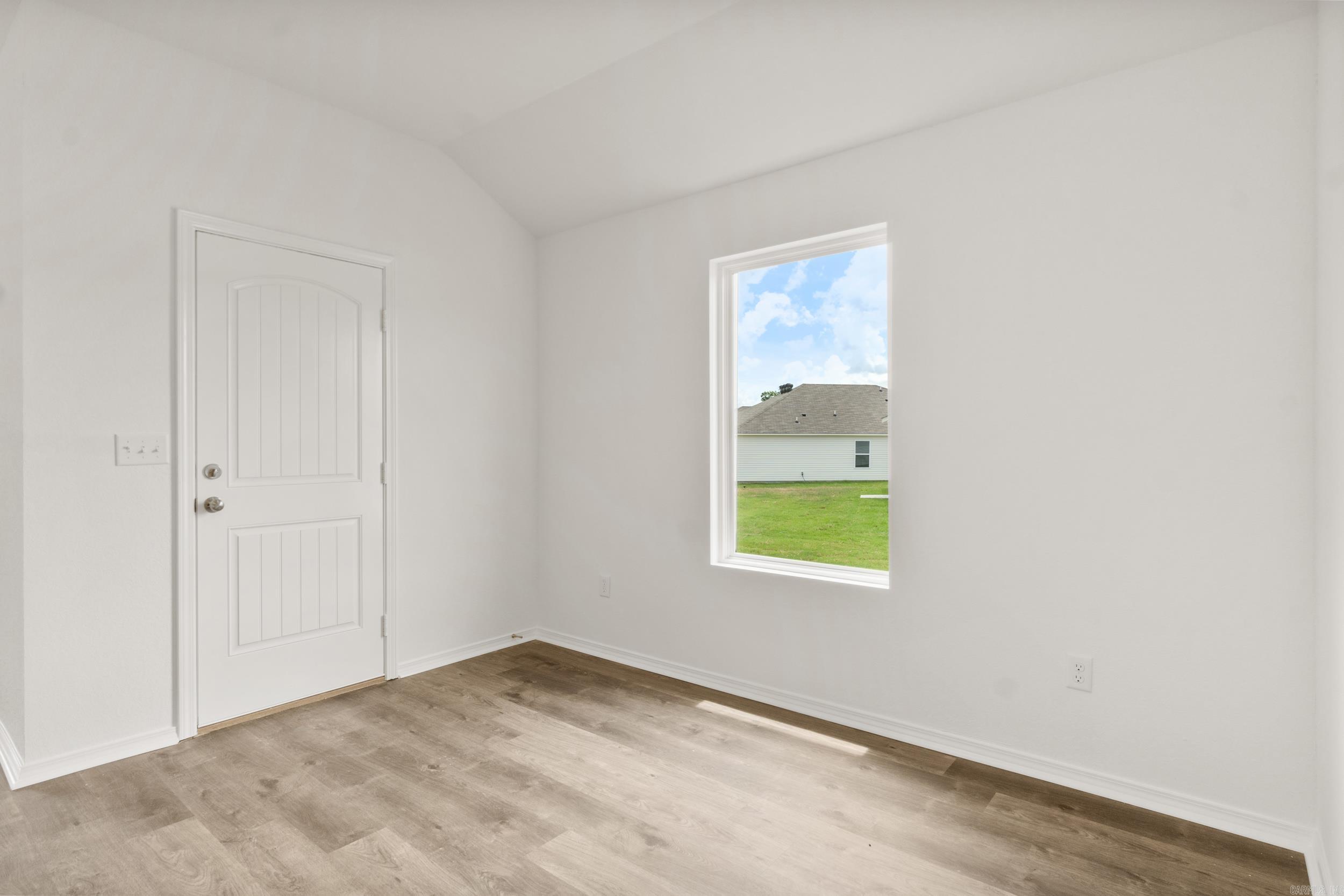 11102 River Valley Drive