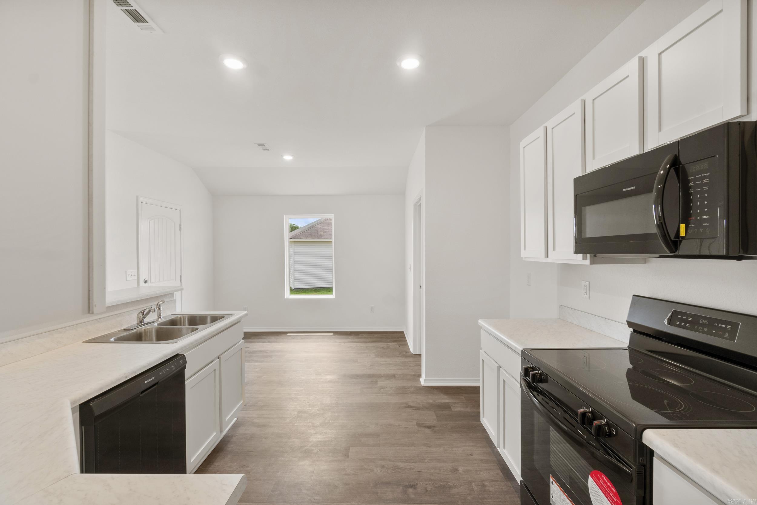 11102 River Valley Drive