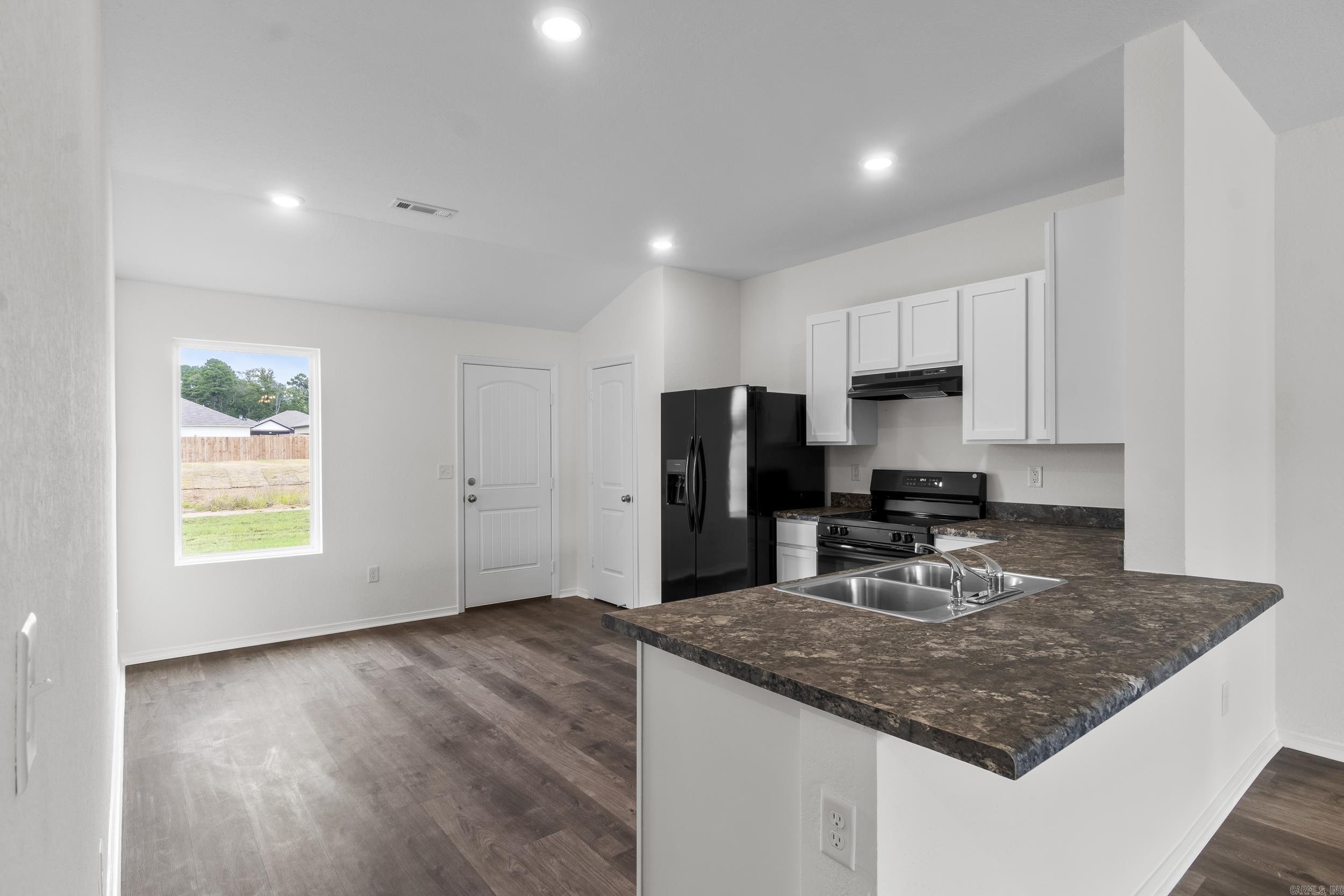 11180 River Valley Drive