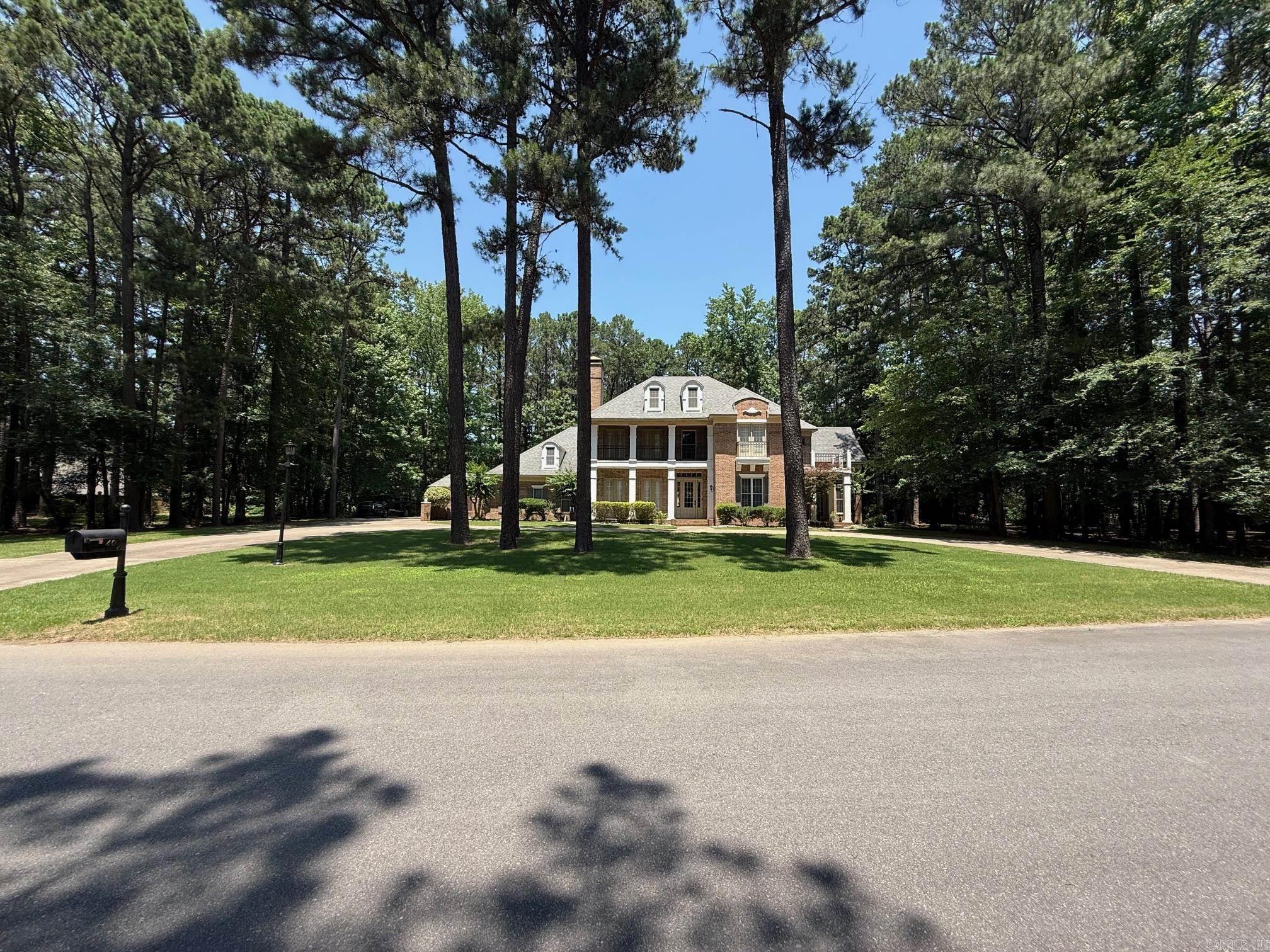 40 Windsong Drive