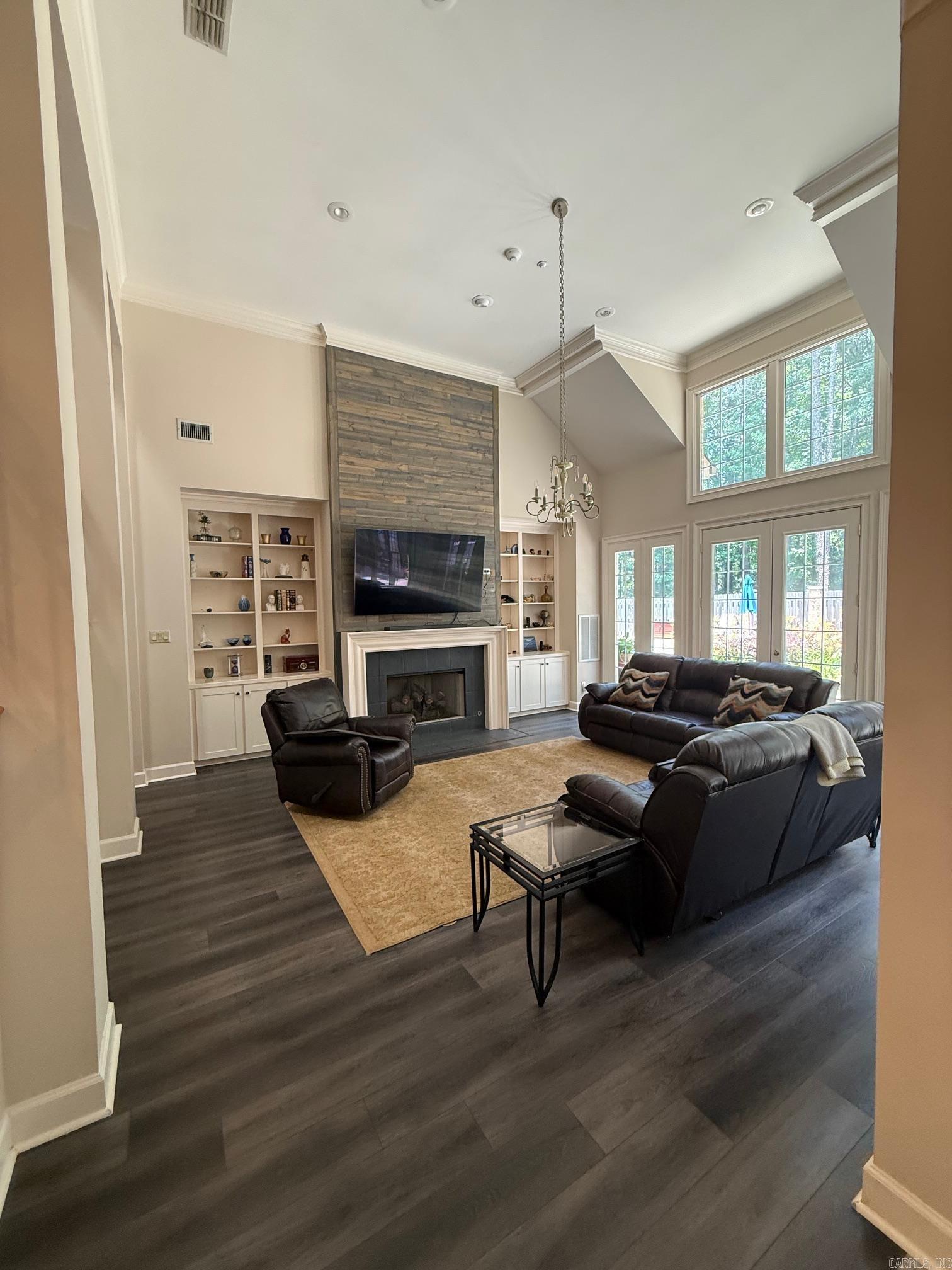 40 Windsong Drive