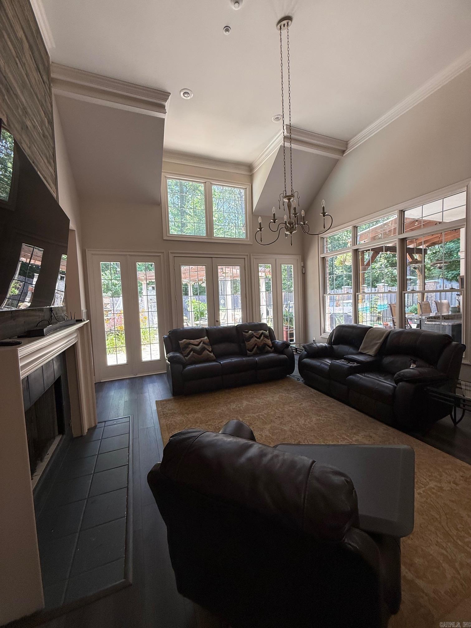 40 Windsong Drive