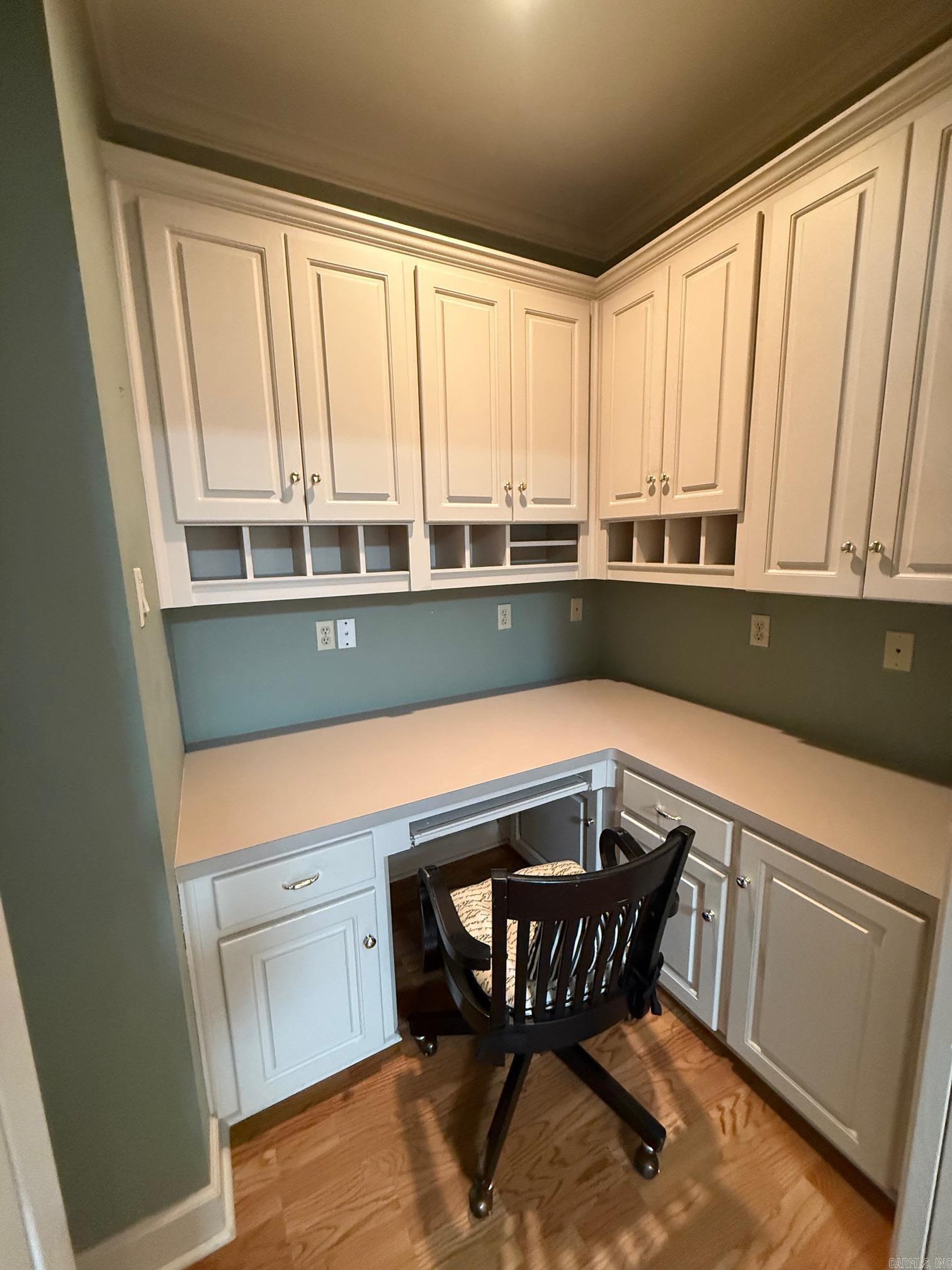 40 Windsong Drive