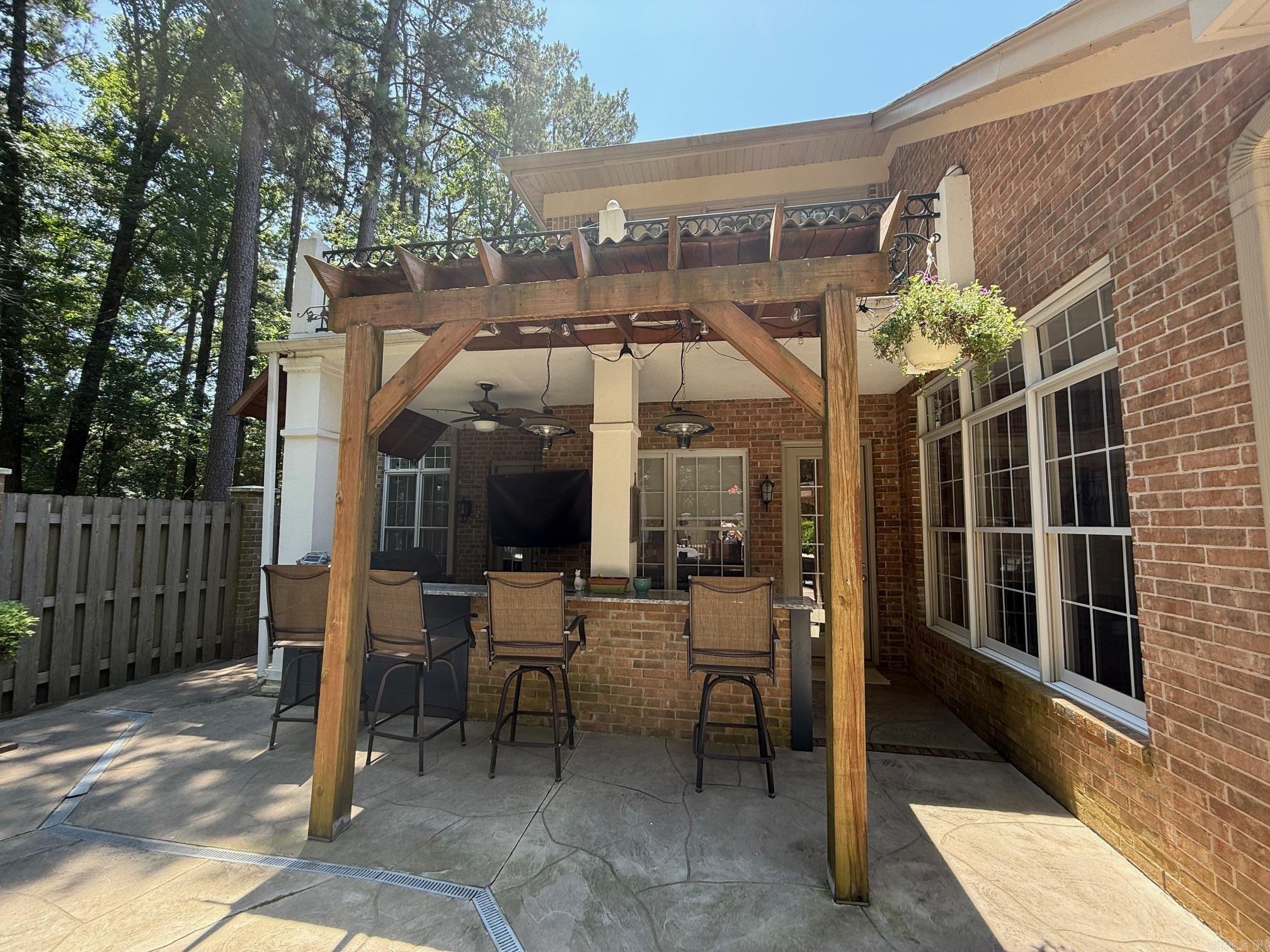 40 Windsong Drive