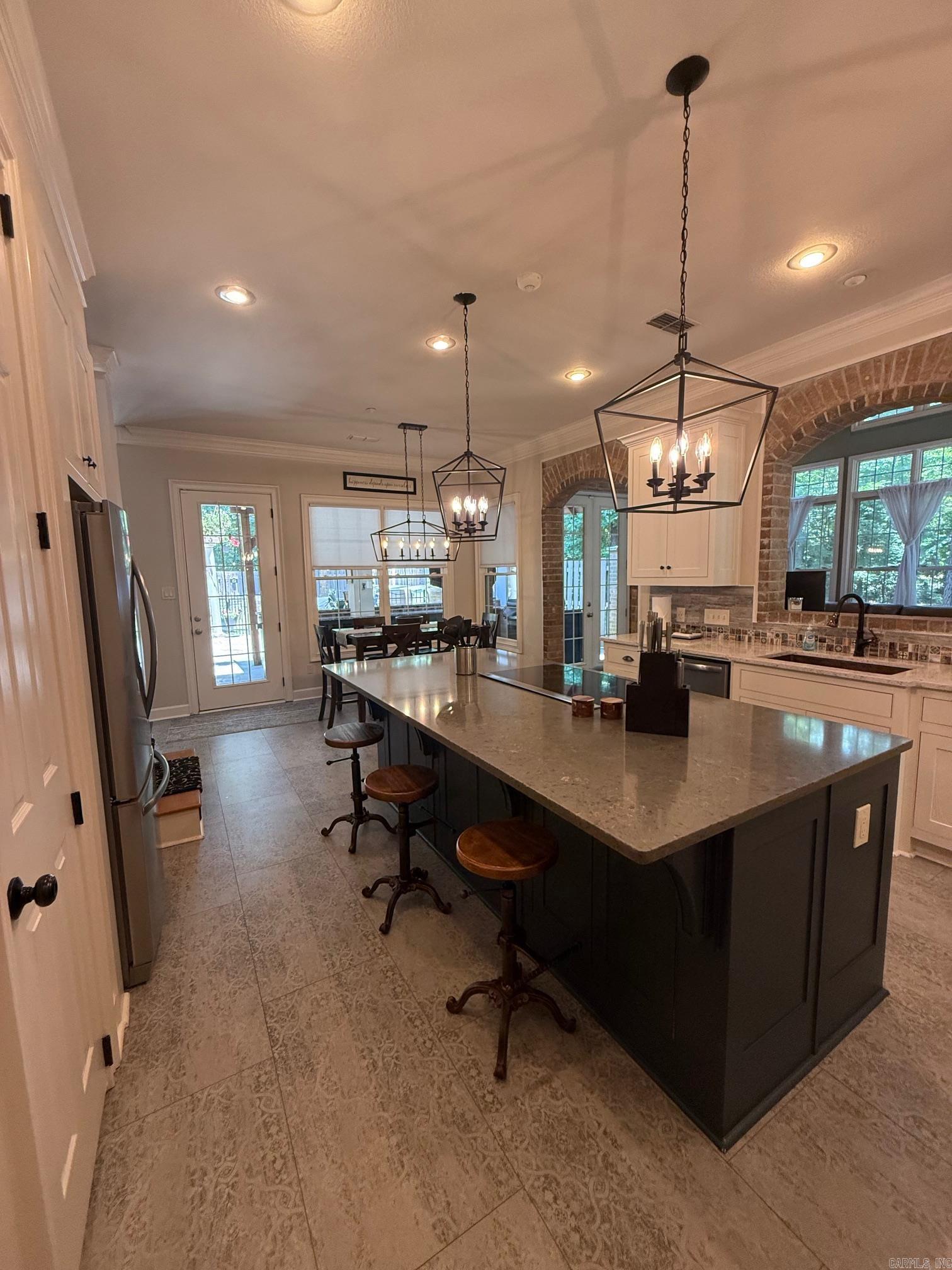 40 Windsong Drive