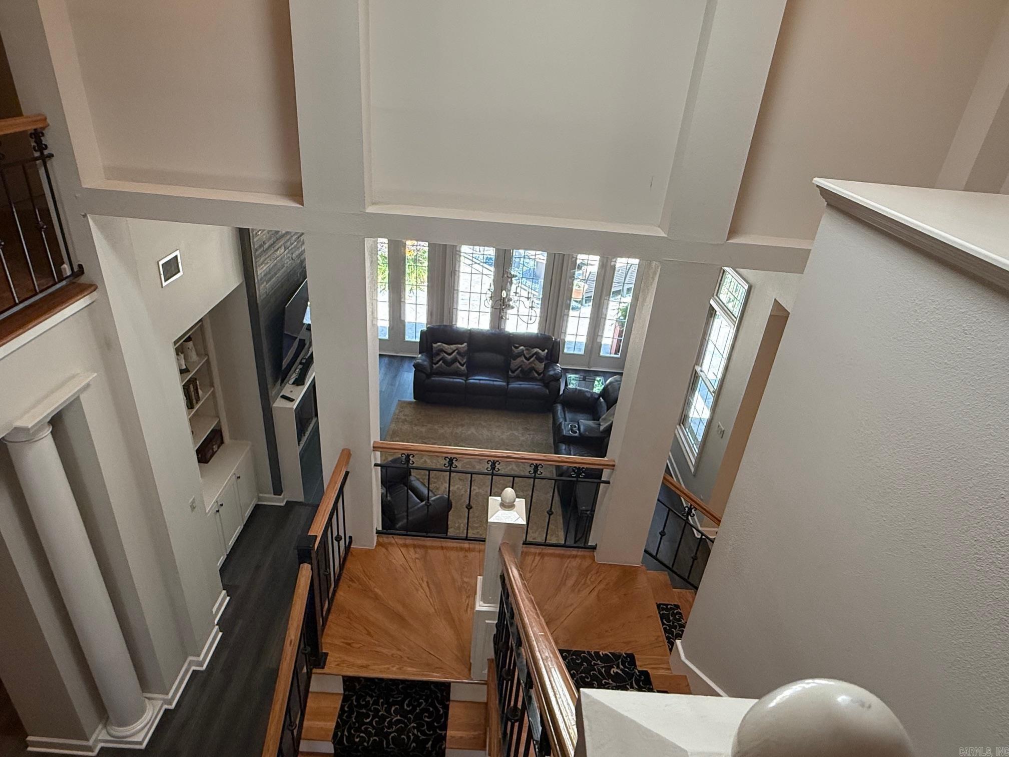 40 Windsong Drive