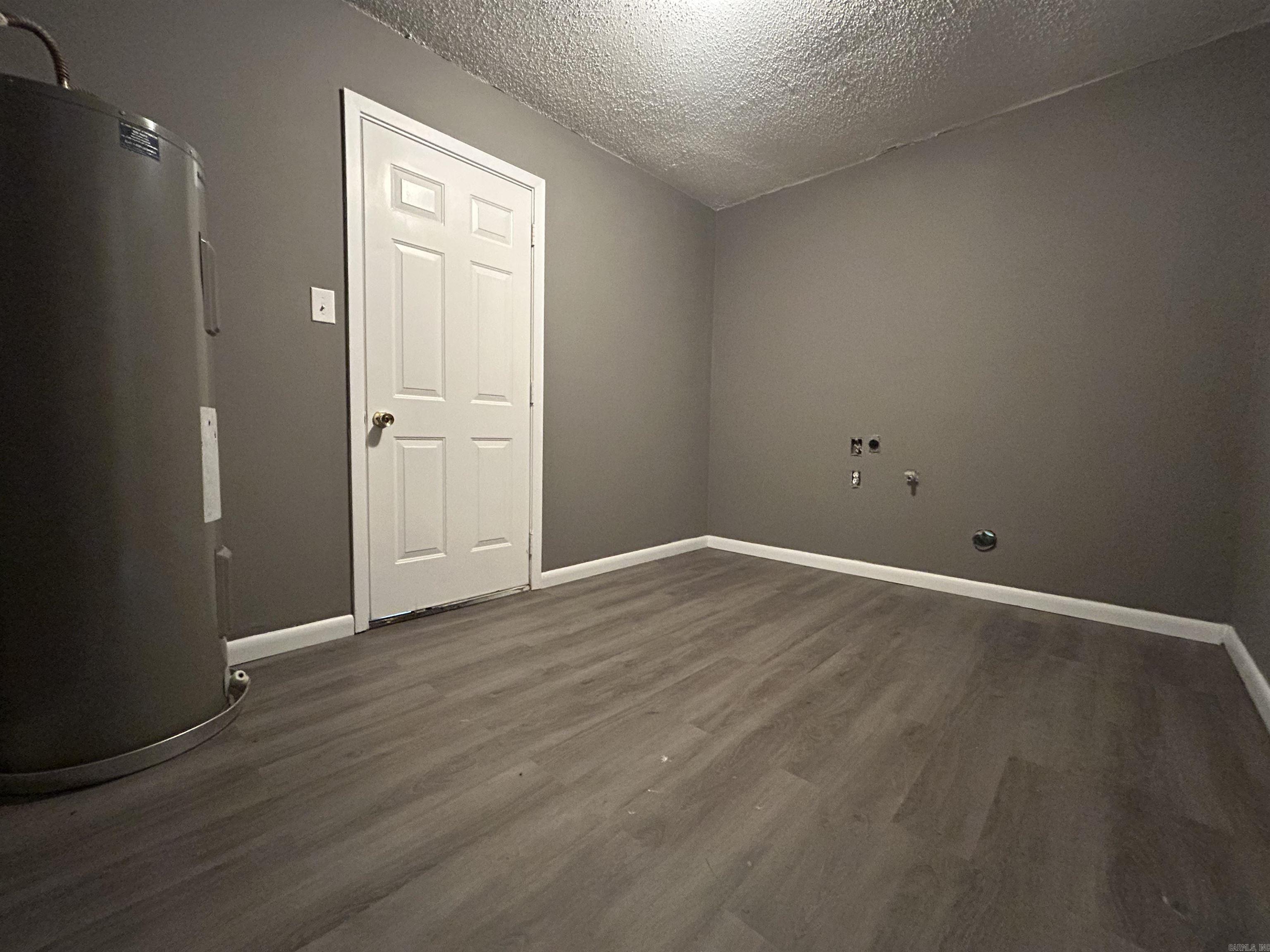 802 S Houston Avenue