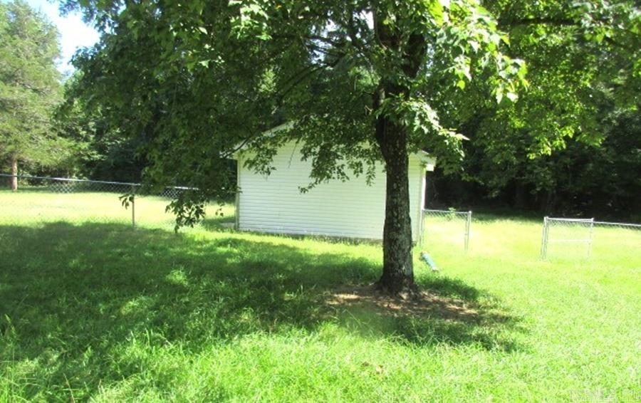 223 W Clearwater Drive