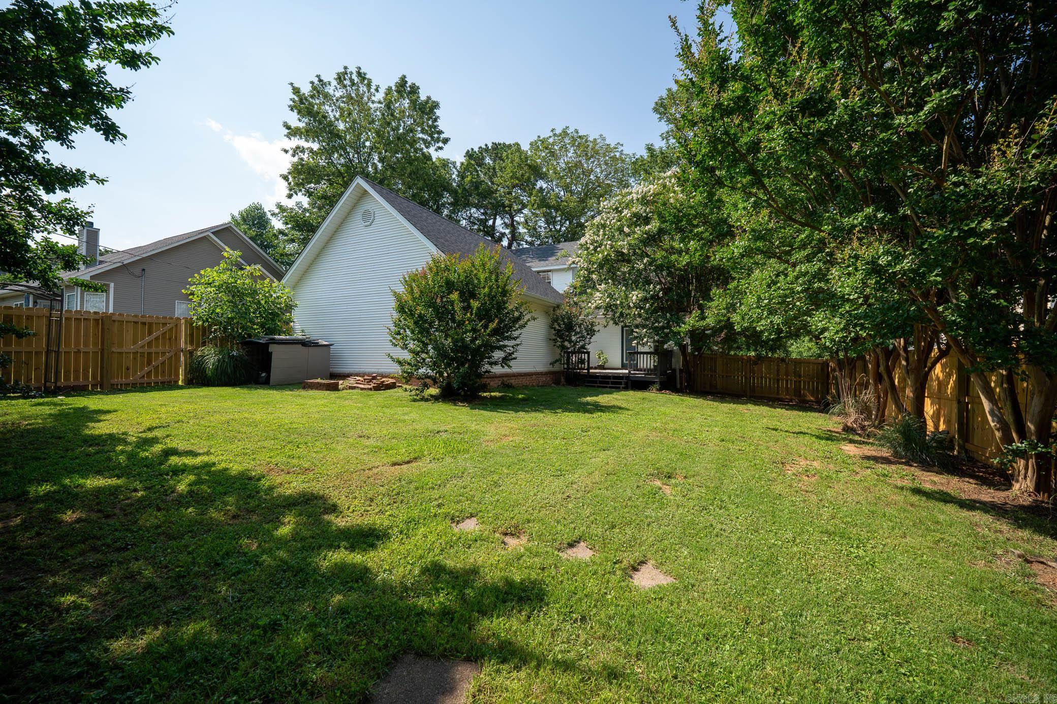 2211 E Longhills Road