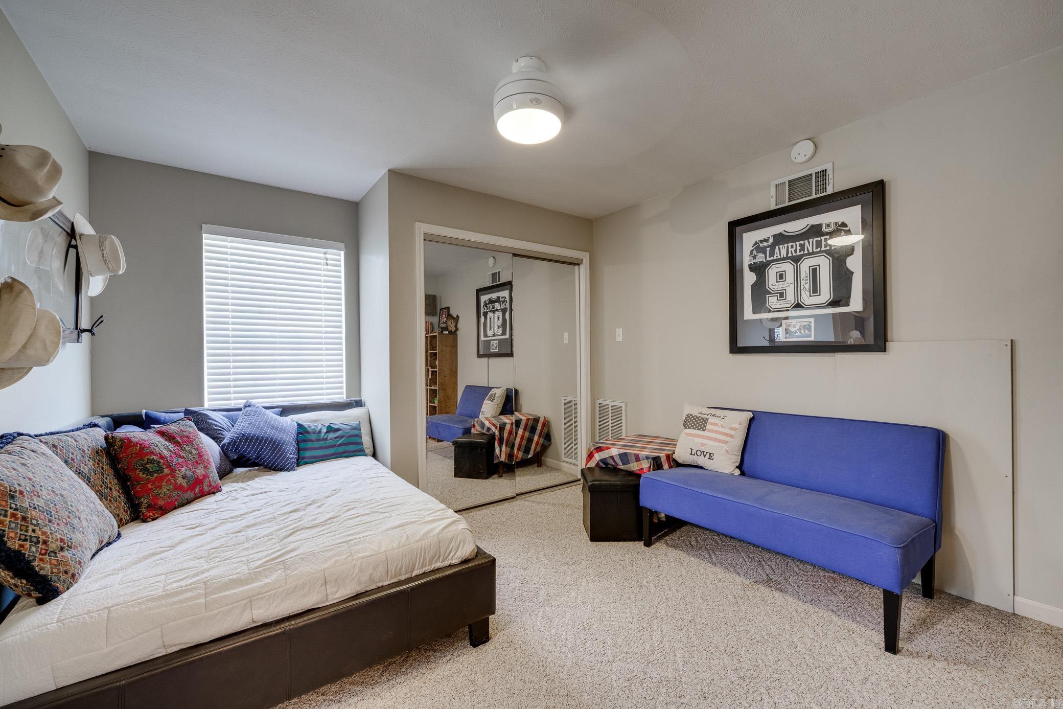 2211 E Longhills Road