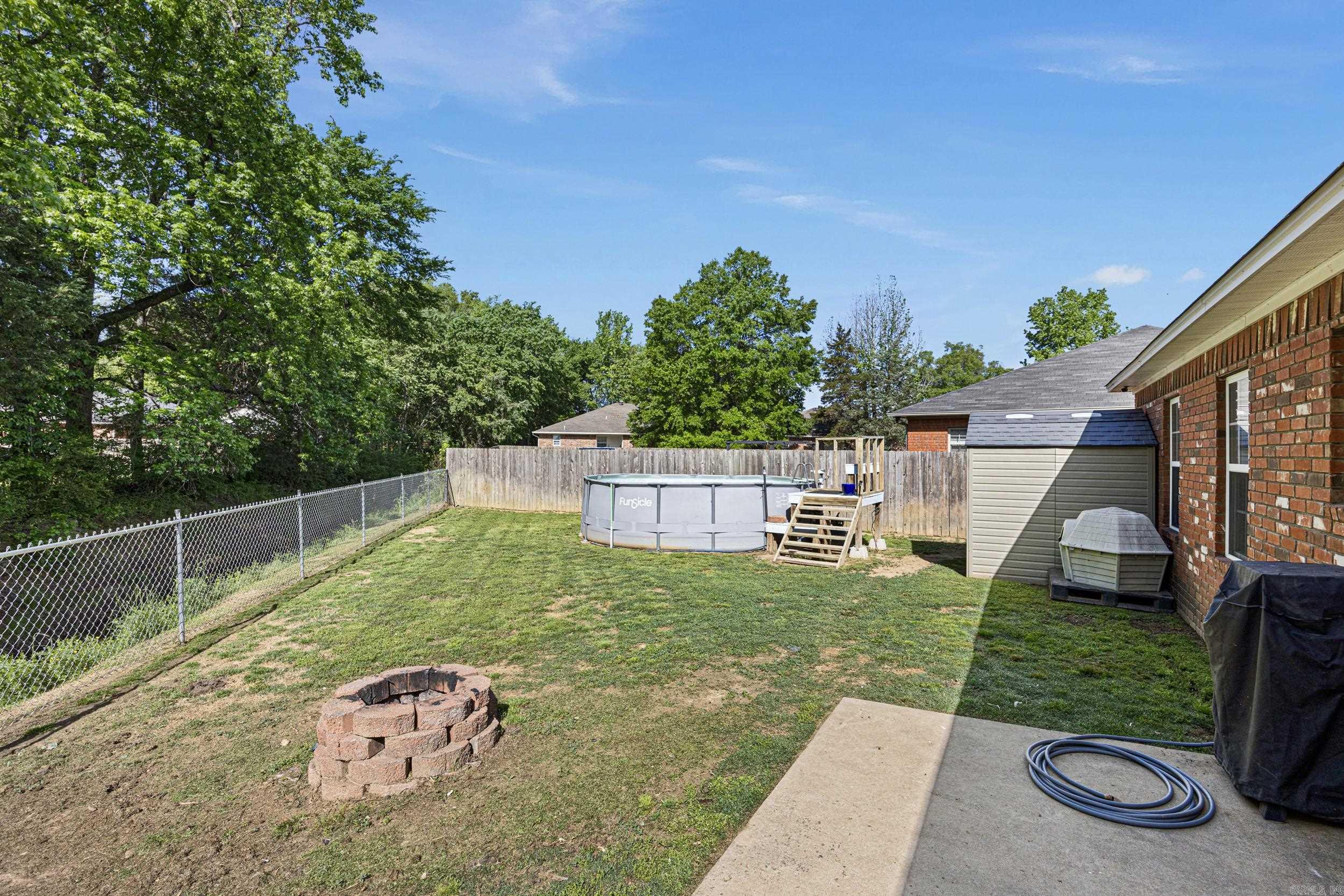 1509 E 11th Cove