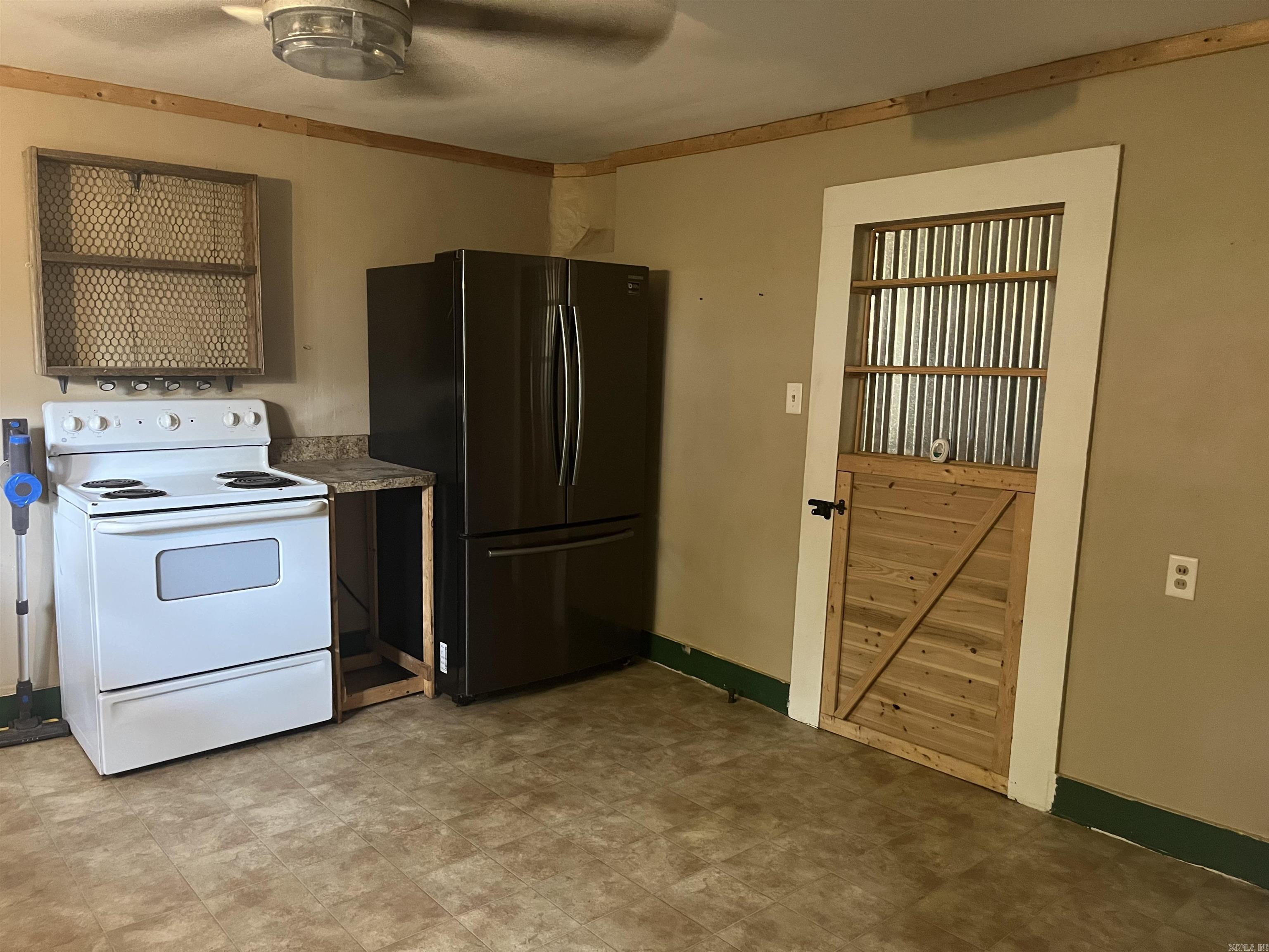 4602 Highway 8