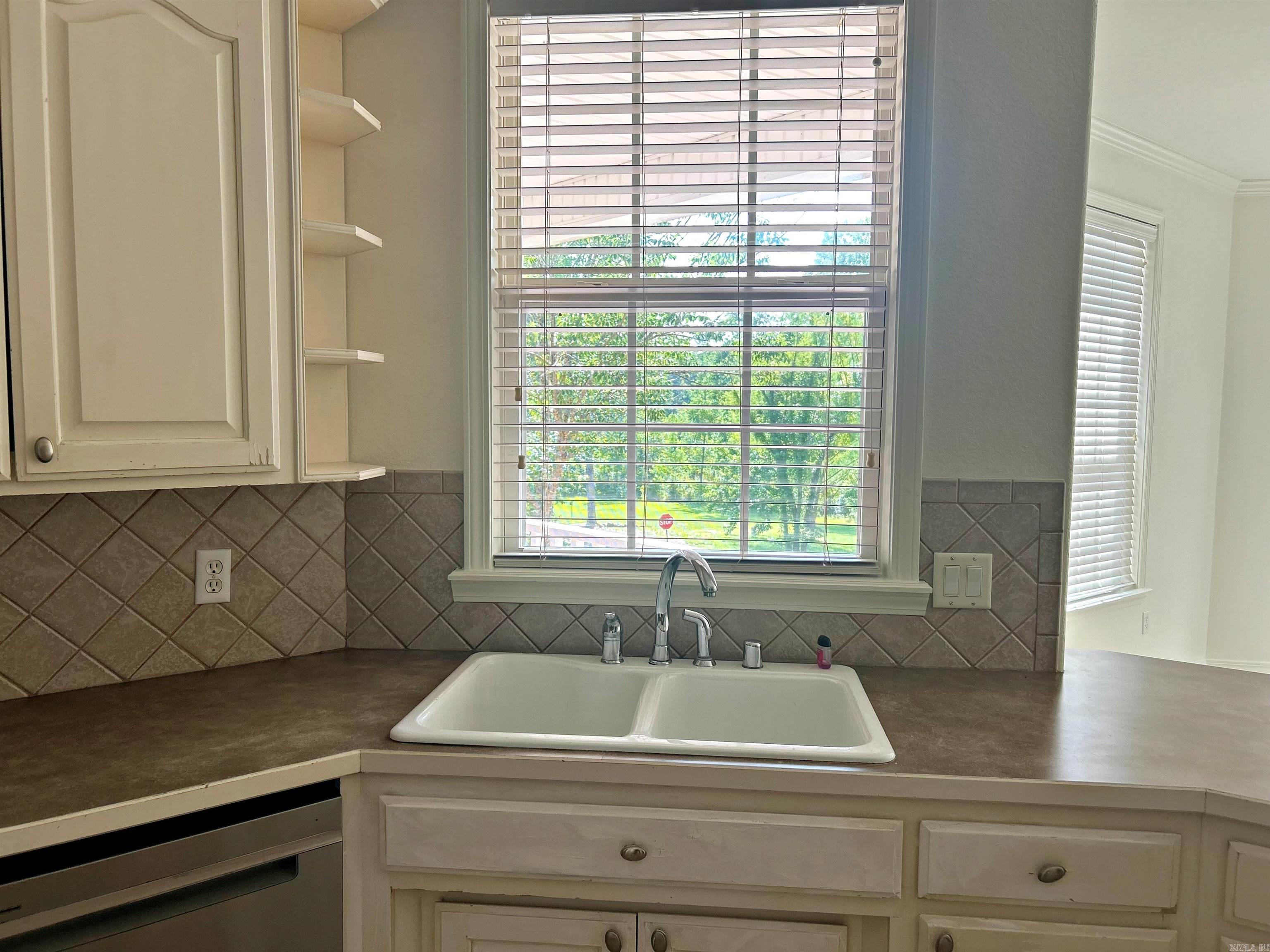 118 Apple Blossom Drive