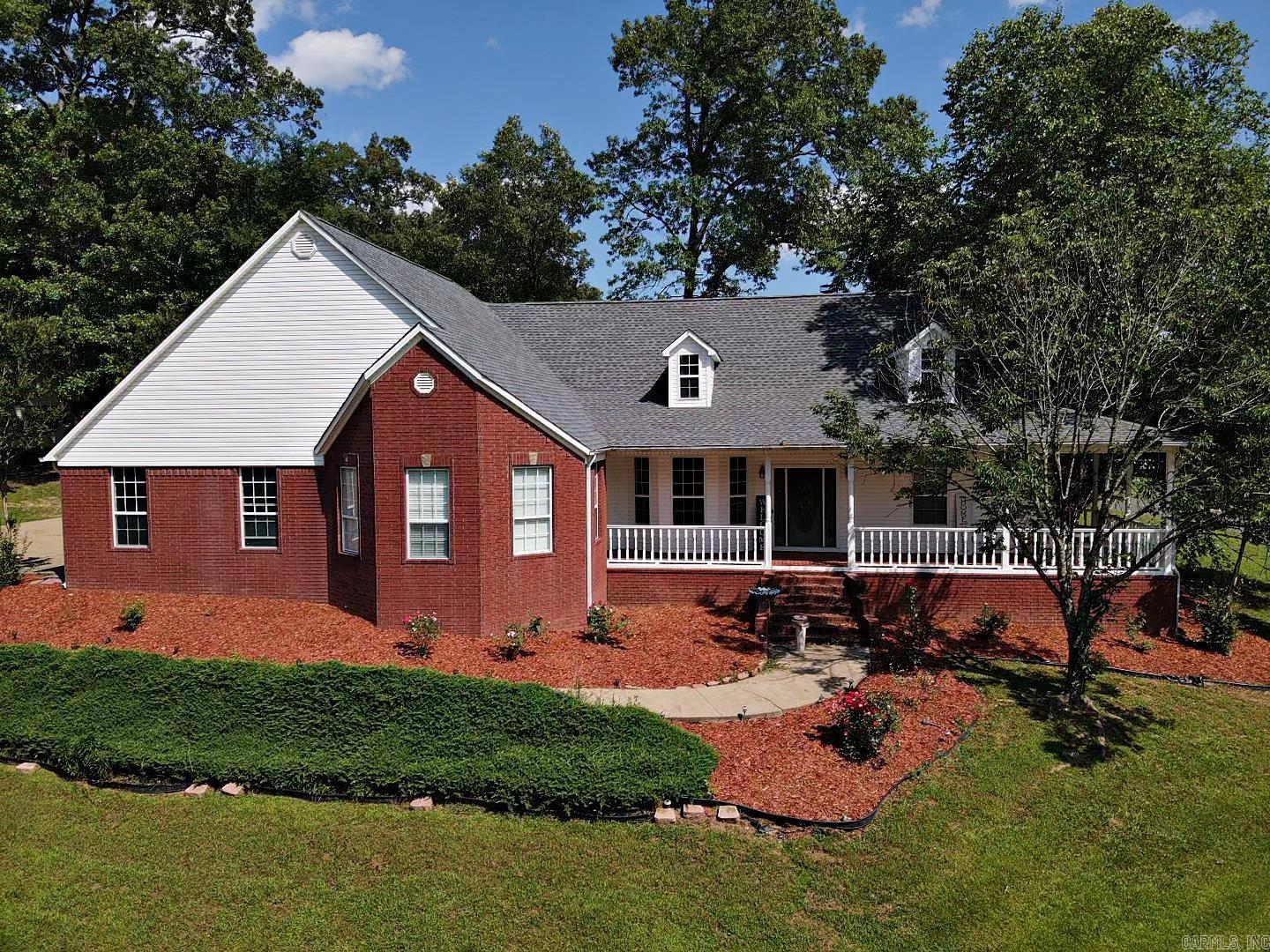 118 Apple Blossom Drive