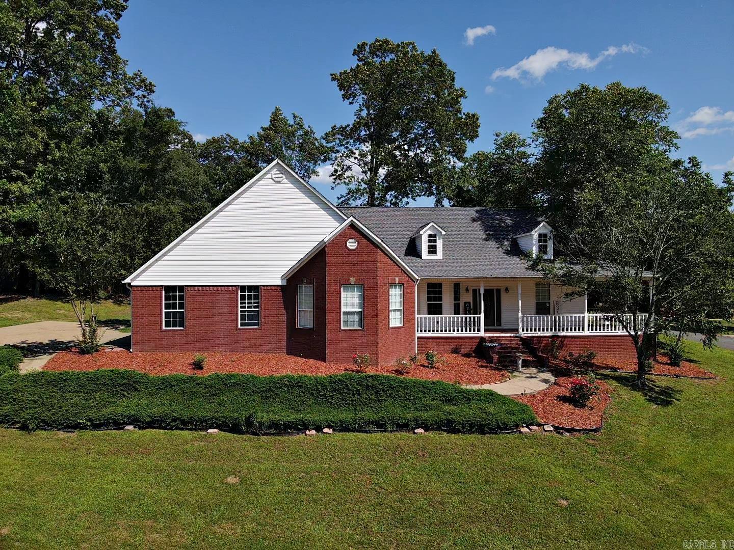 118 Apple Blossom Drive