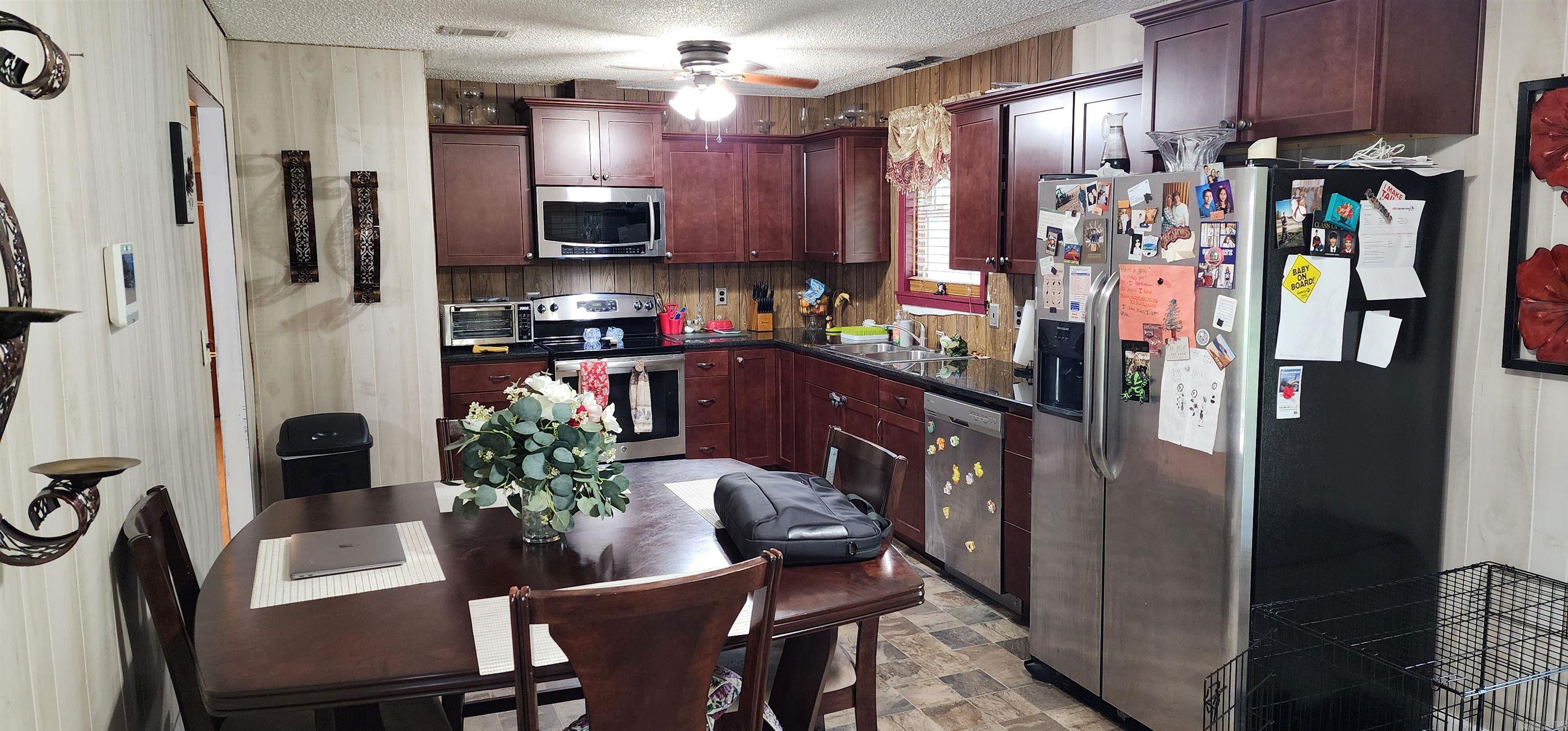 211 Raymond Circle Dr Street