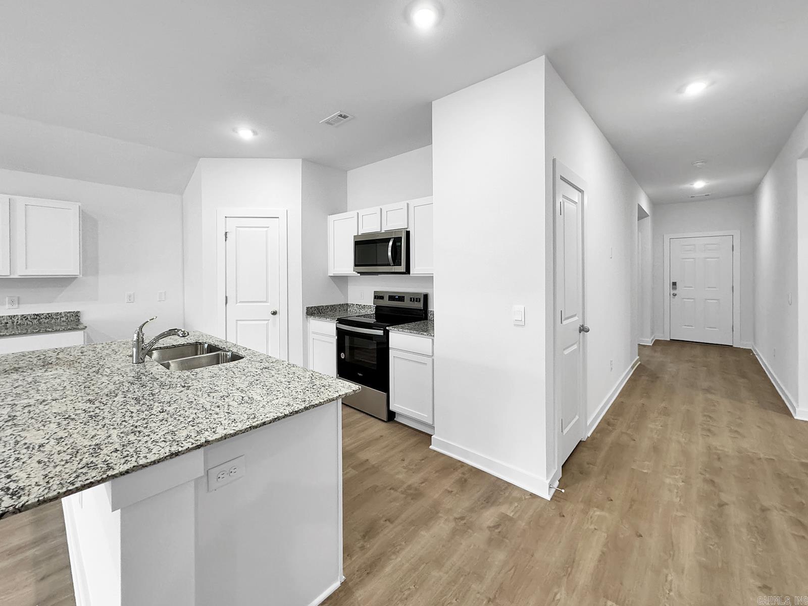 120 E Fredonia Court