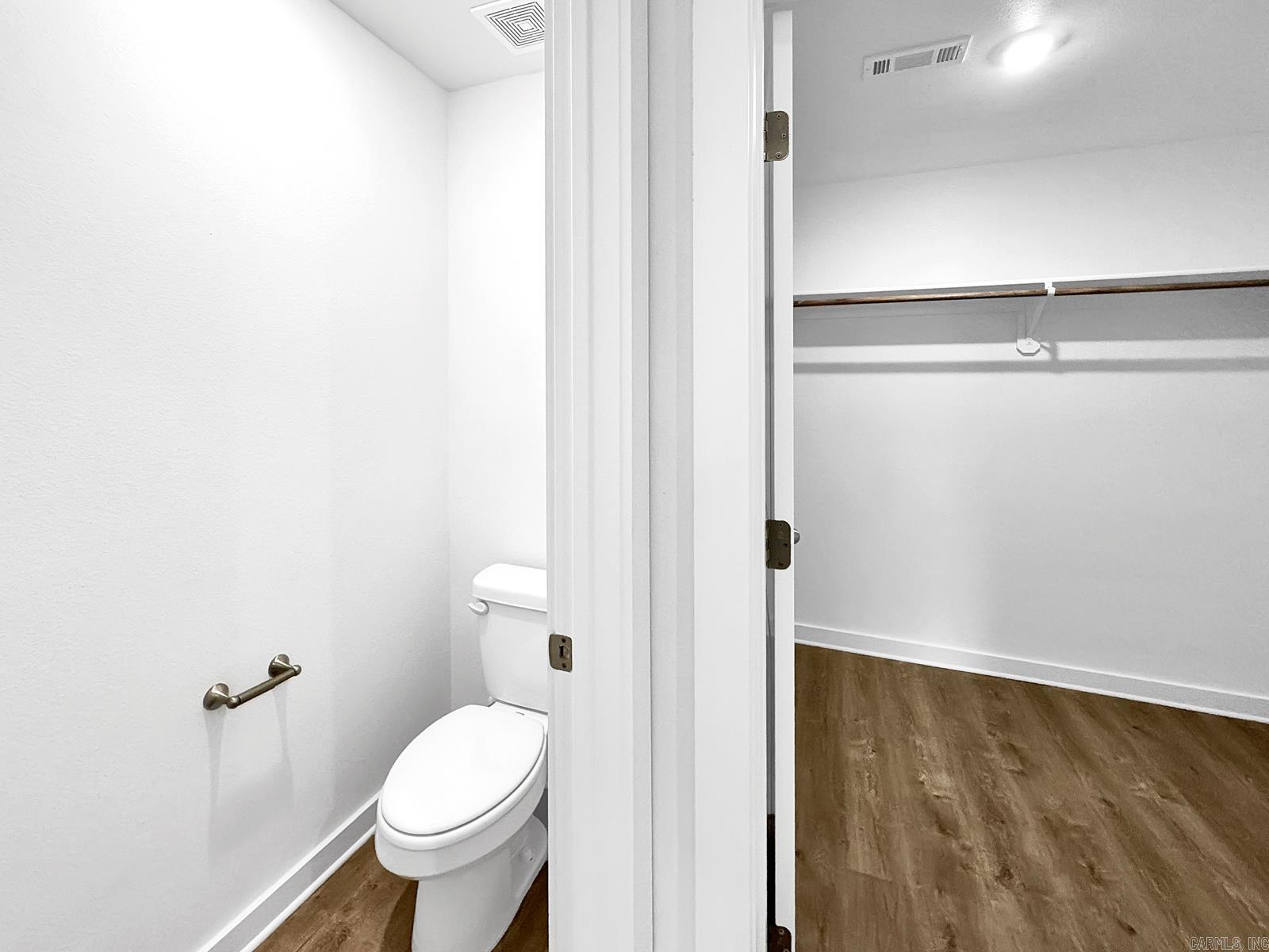 120 E Fredonia Court