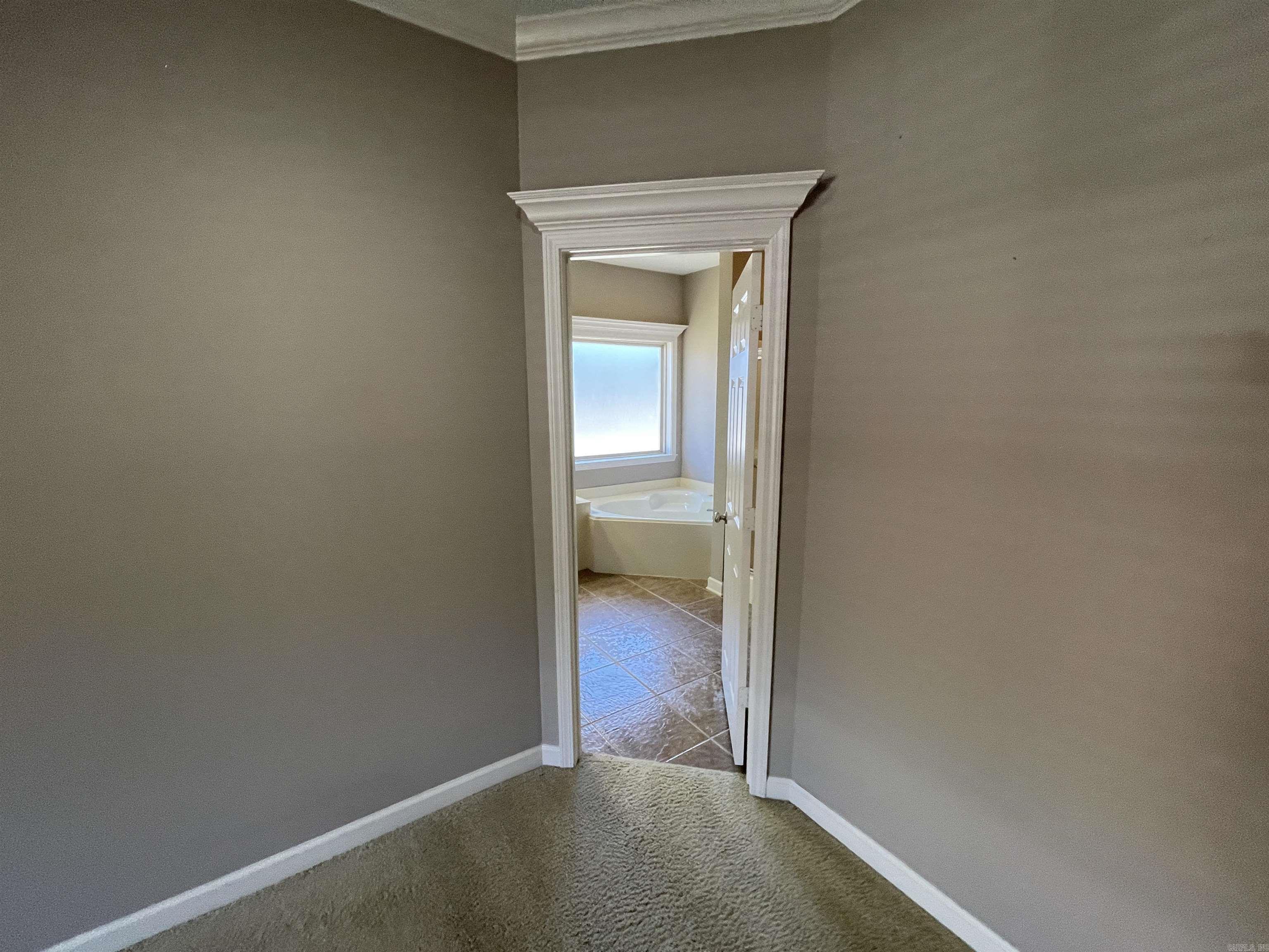 1756 White Oak Lane