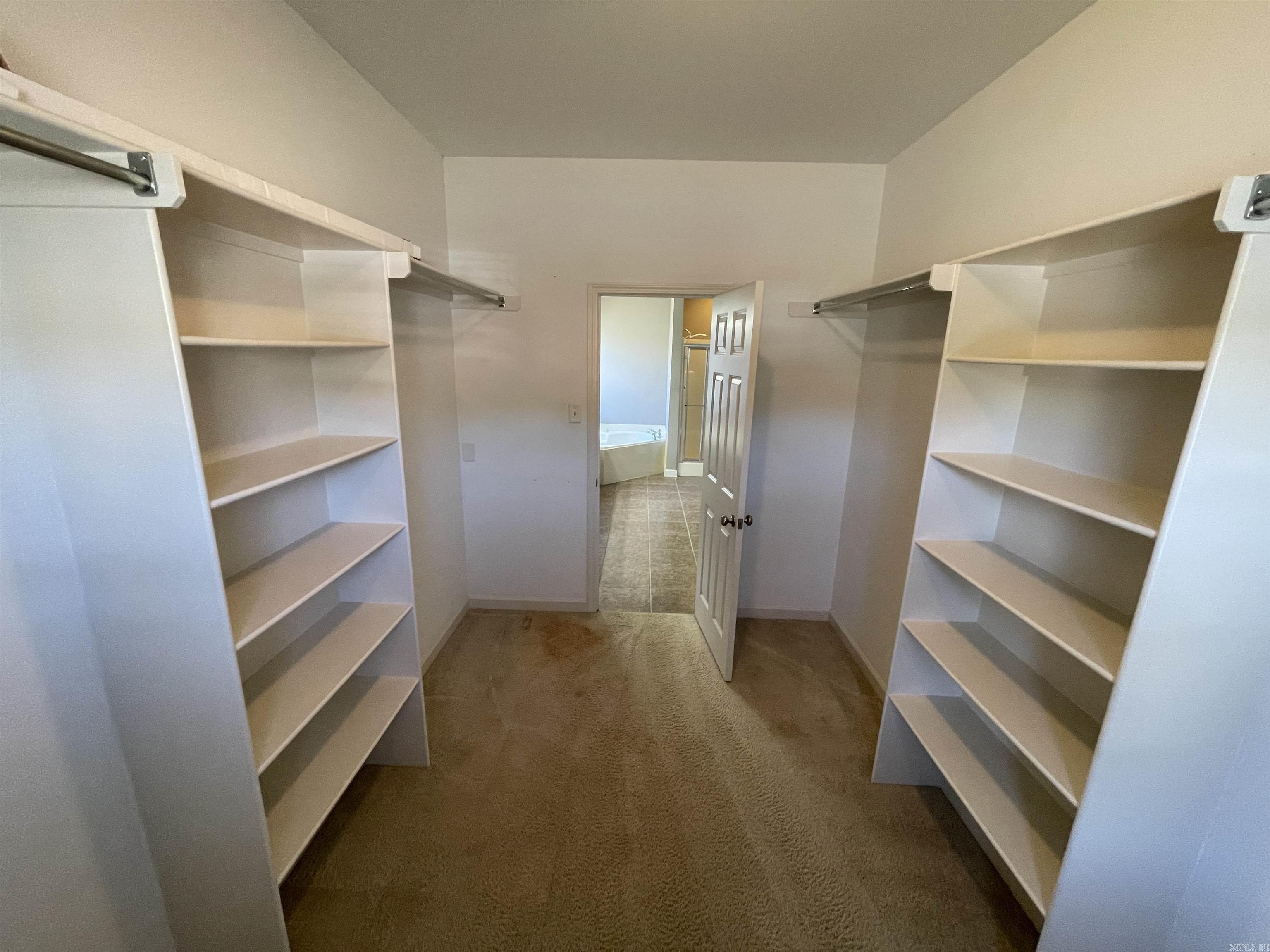 1756 White Oak Lane