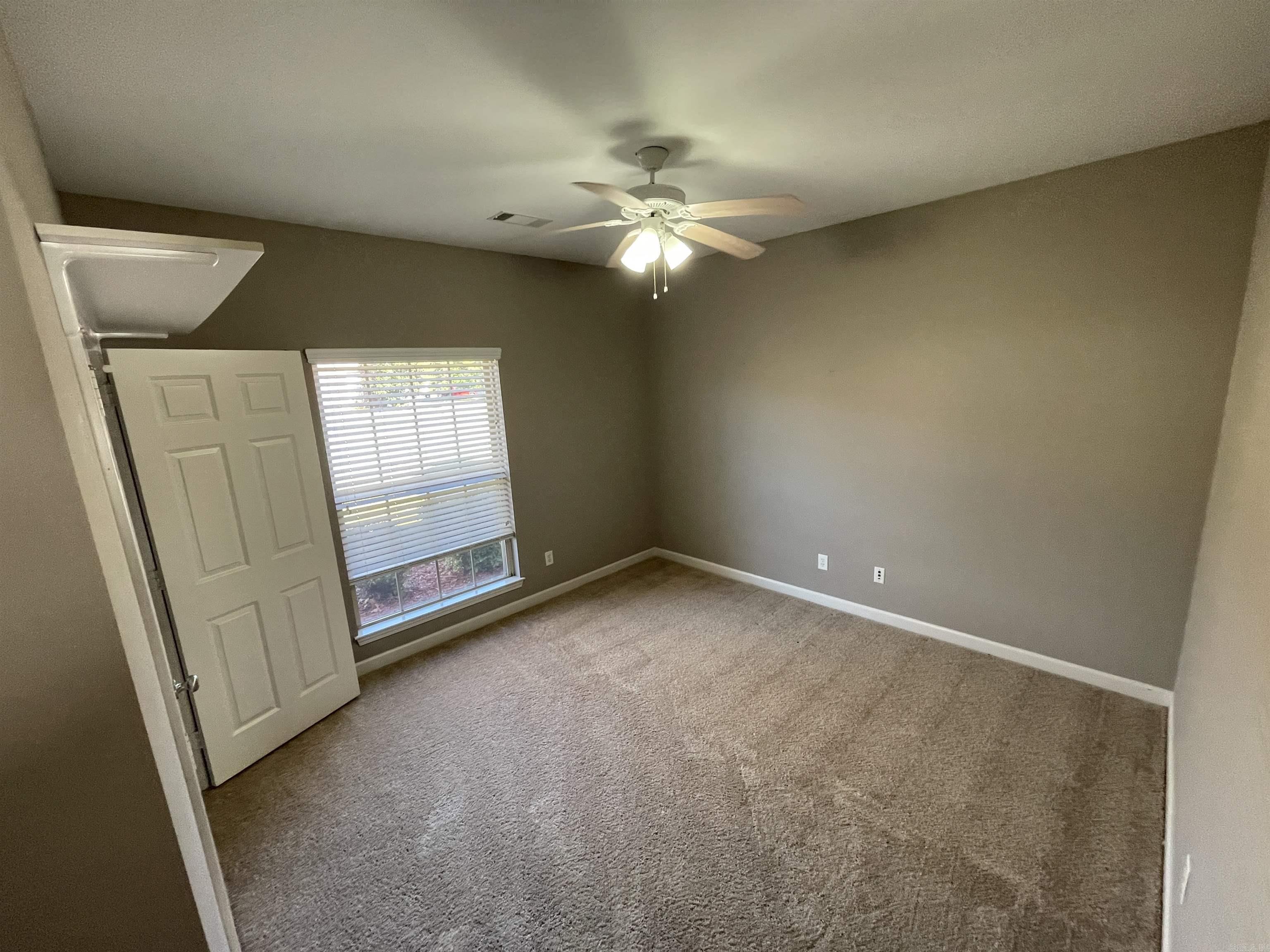 1756 White Oak Lane