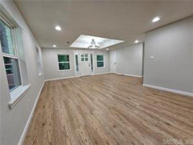 612 N Greenwich Ave