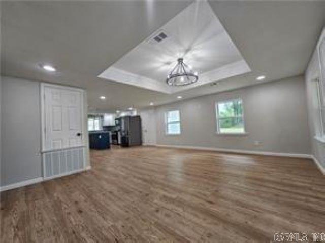 612 N Greenwich Ave