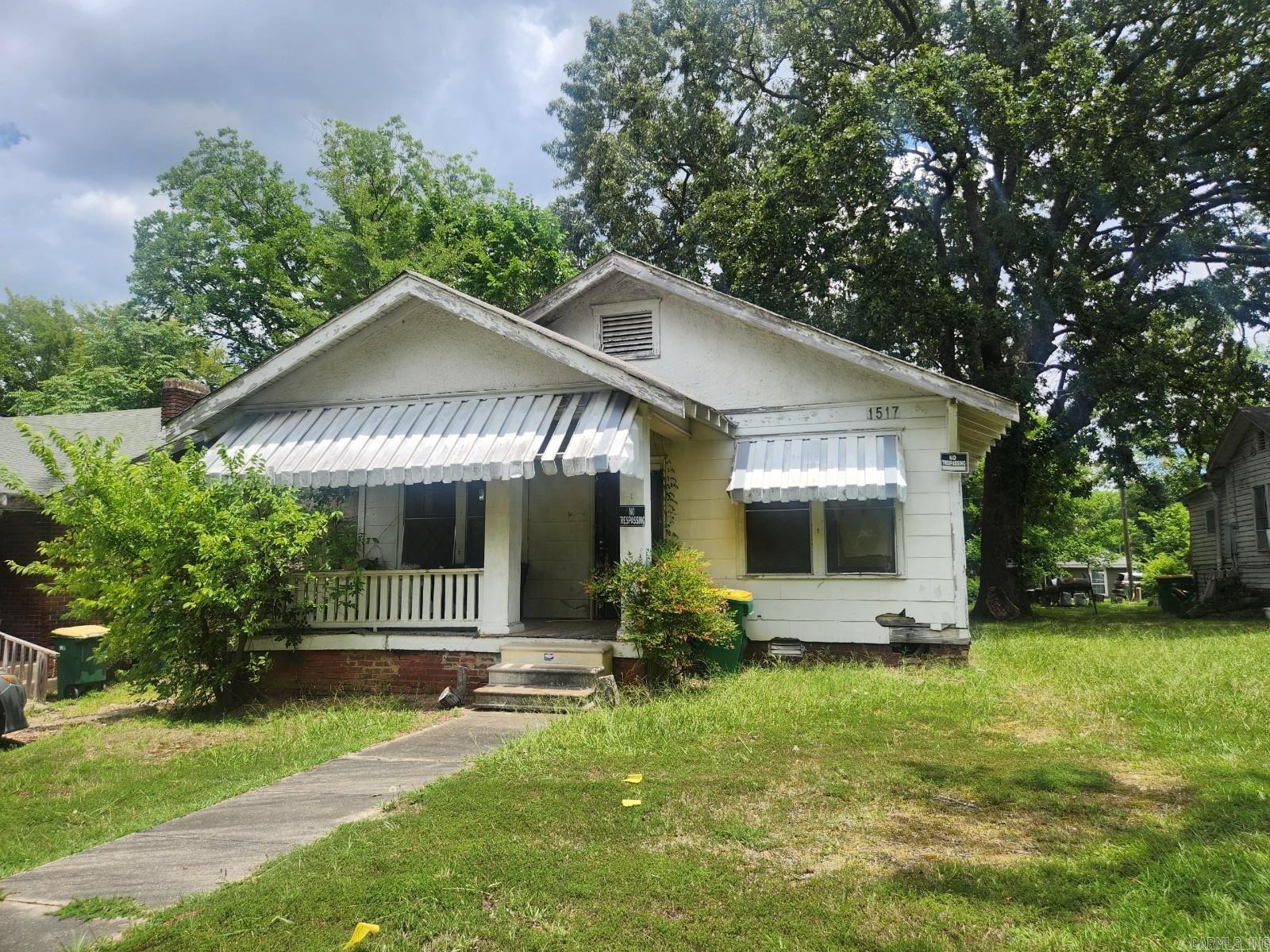 1517 Bishop Warren Drive